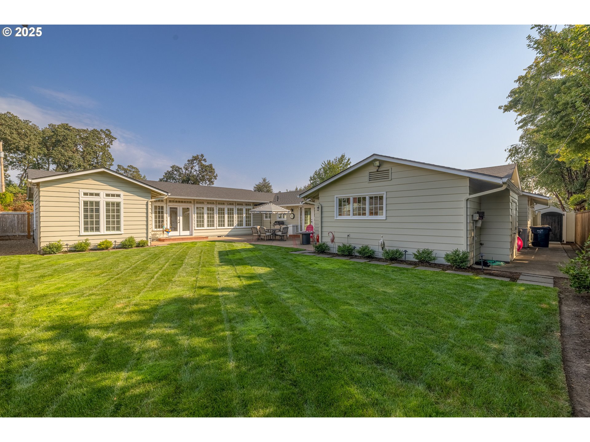 2107 BEDFORD WAY
