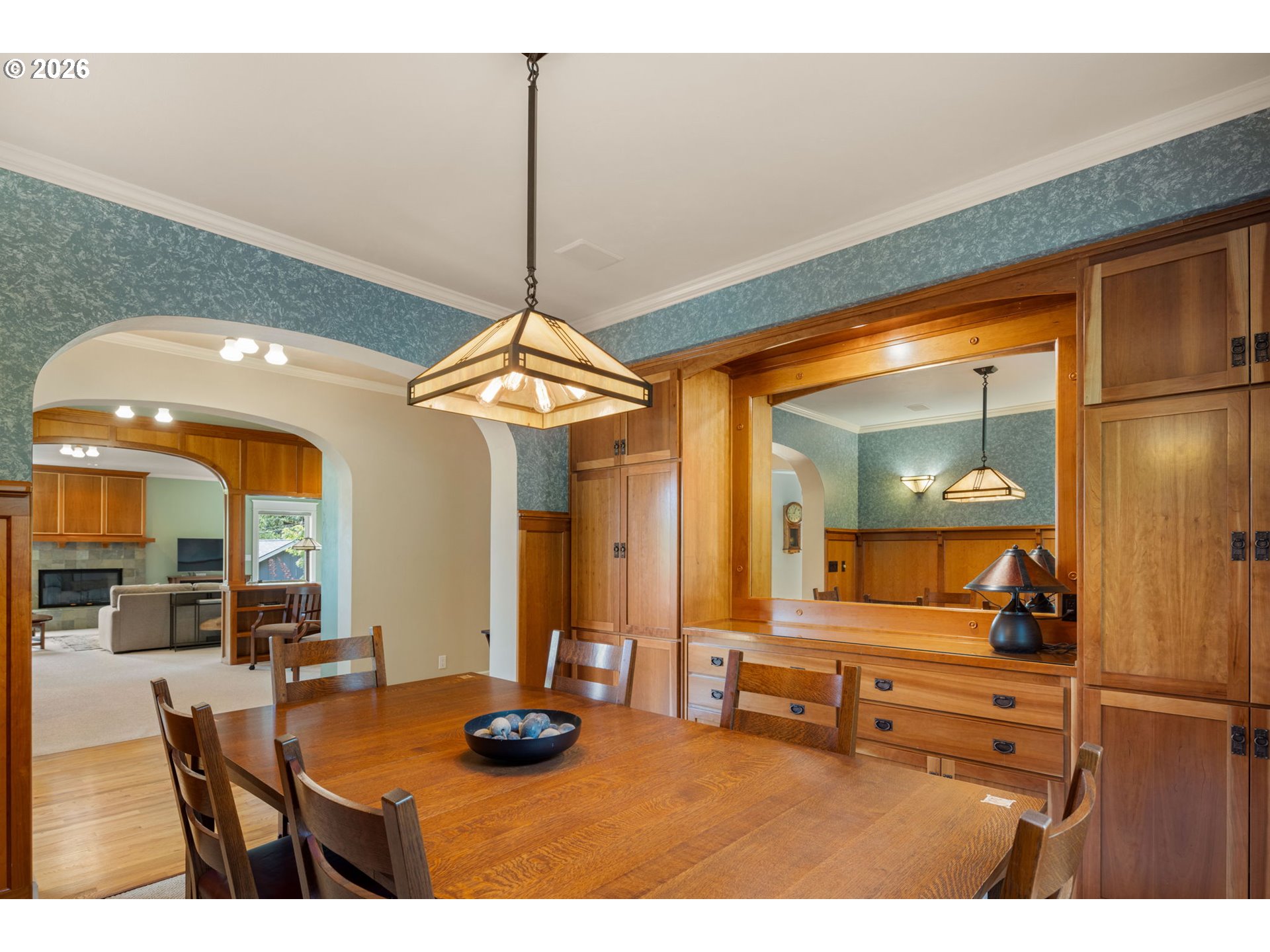1949 GRAHAM DR