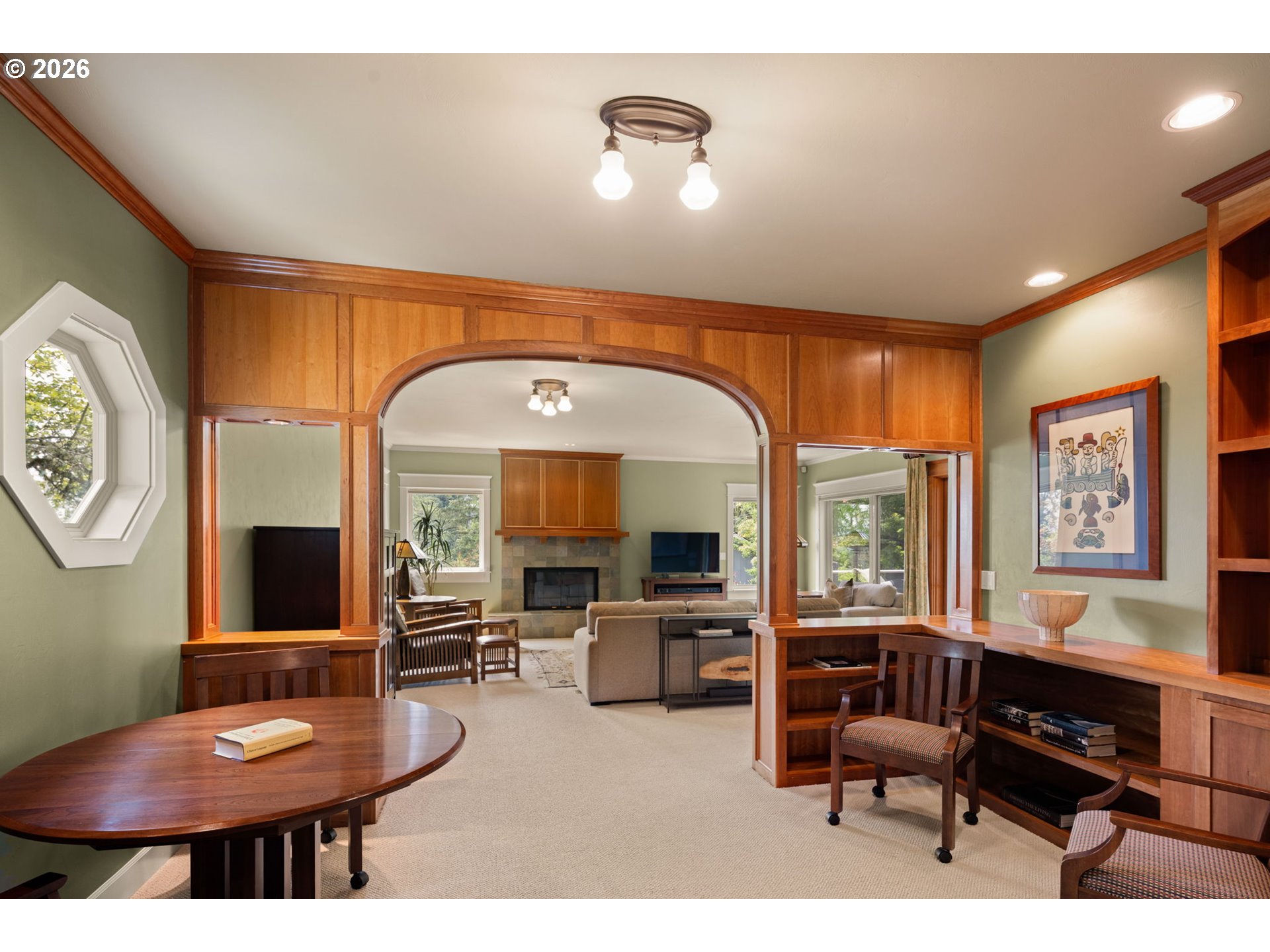 1949 GRAHAM DR