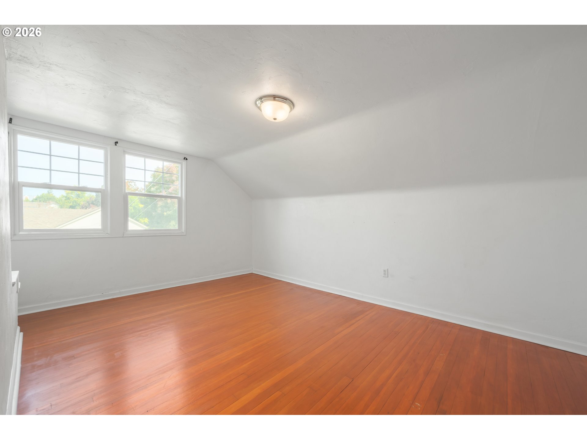 1610 OLIVE ST