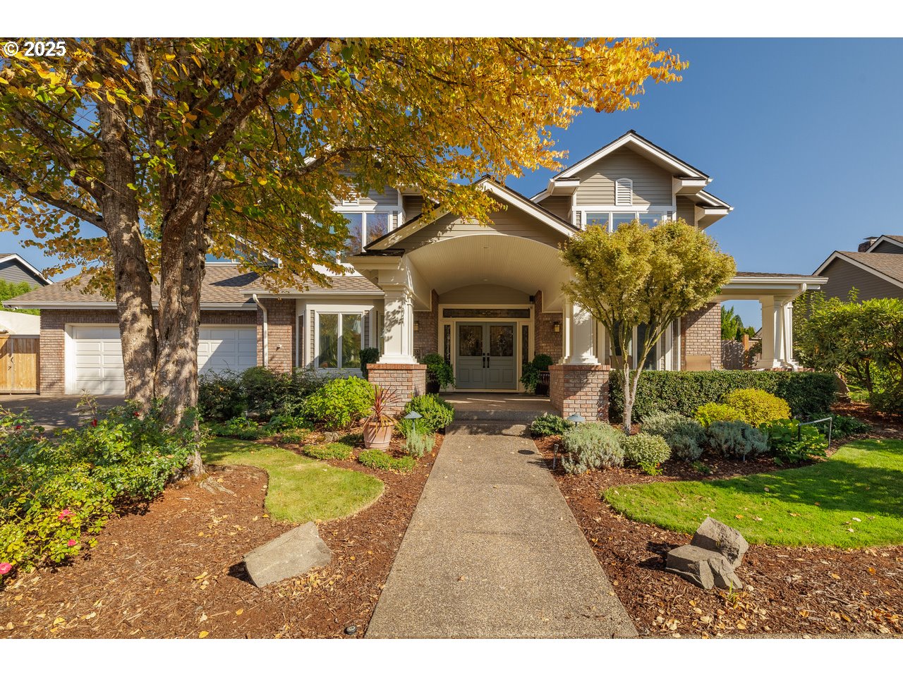 1333 VICTORIAN WAY