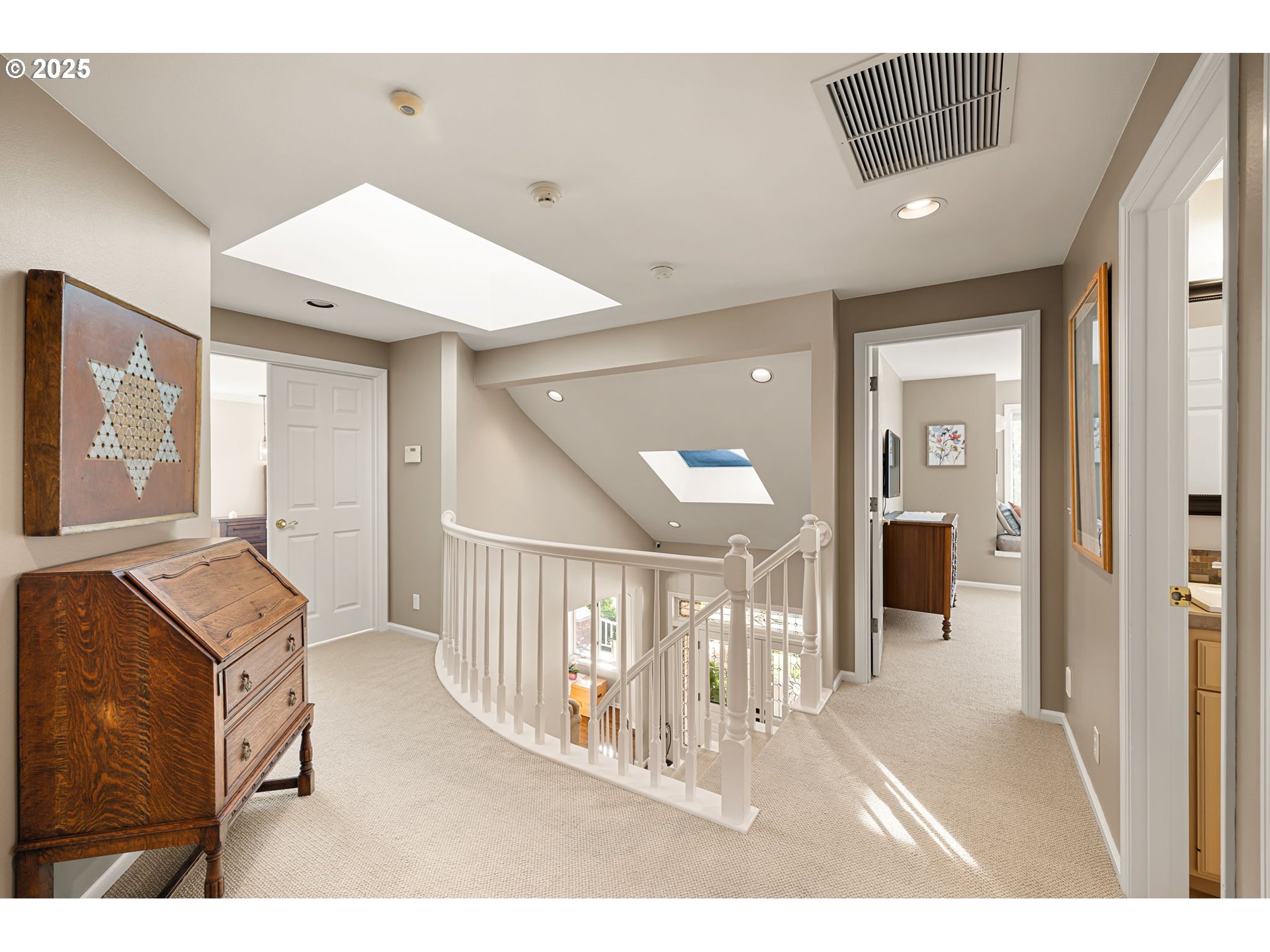 1333 VICTORIAN WAY