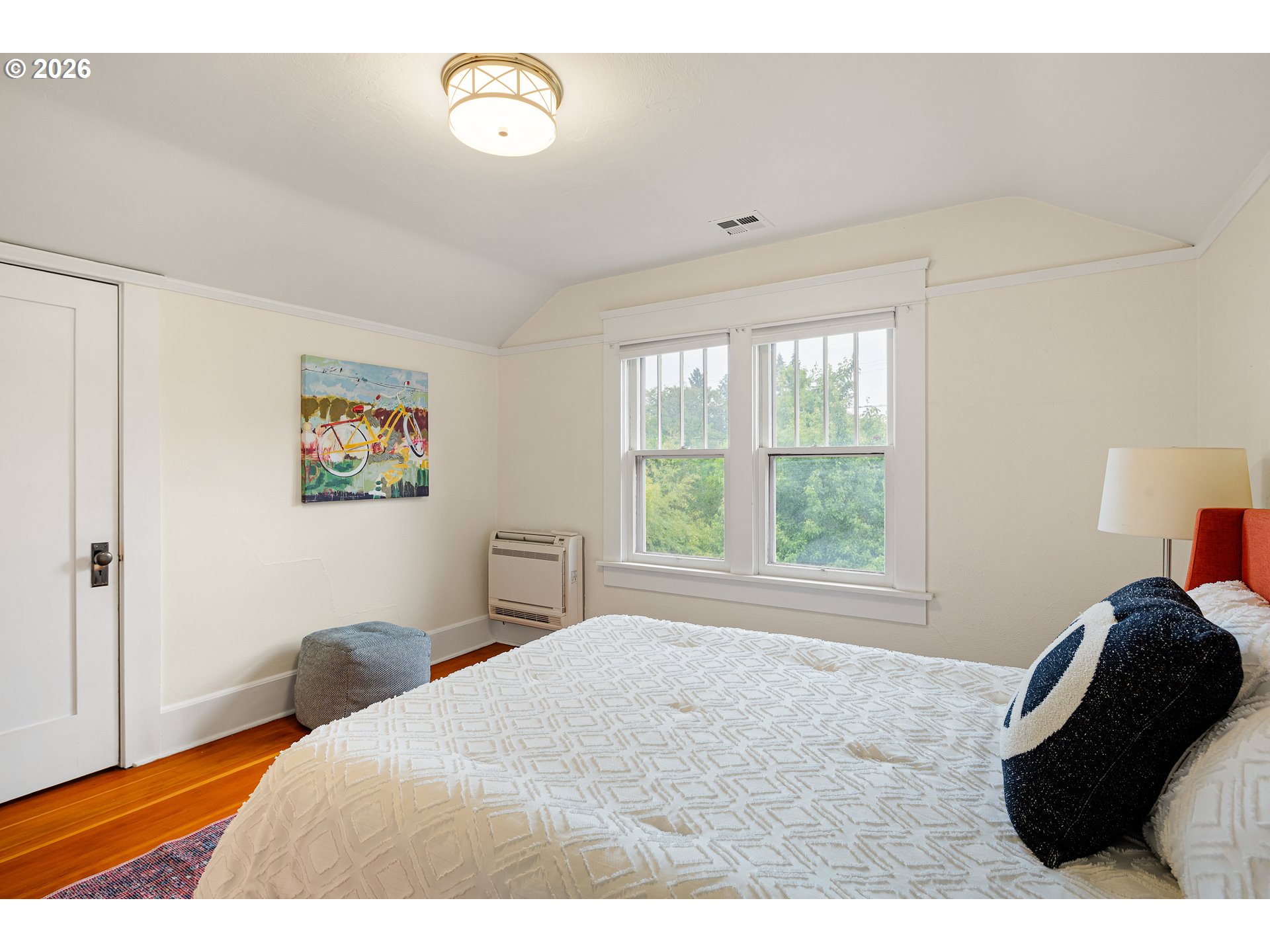 775 W 11th AVE