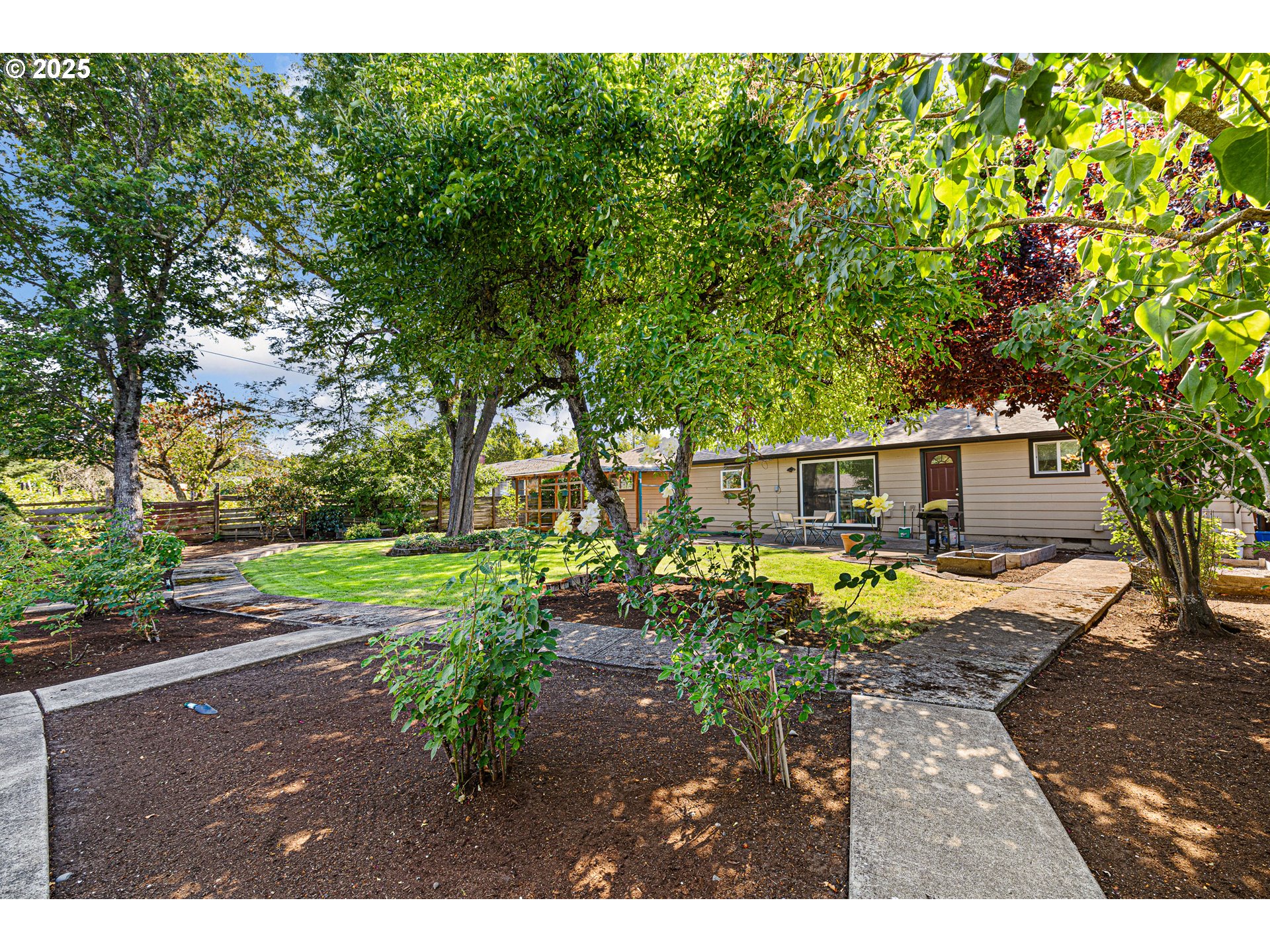 2235 POLK ST
