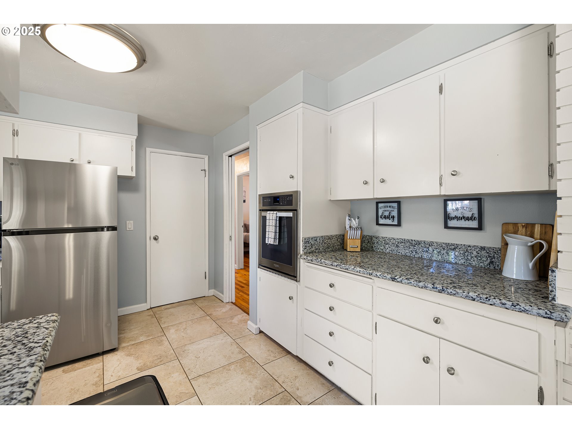 2235 POLK ST
