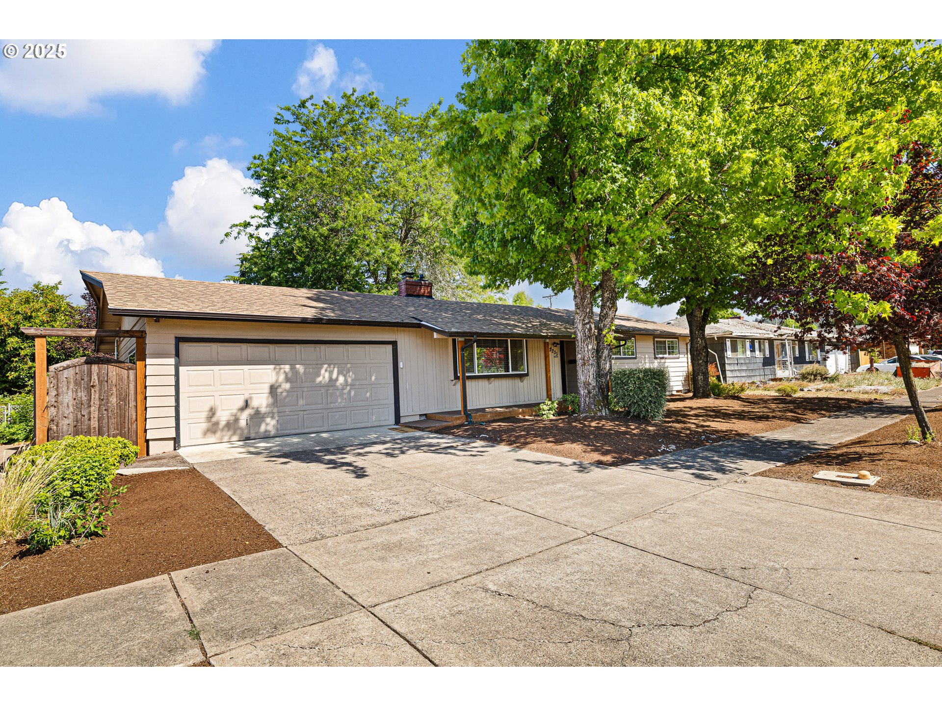 2235 POLK ST