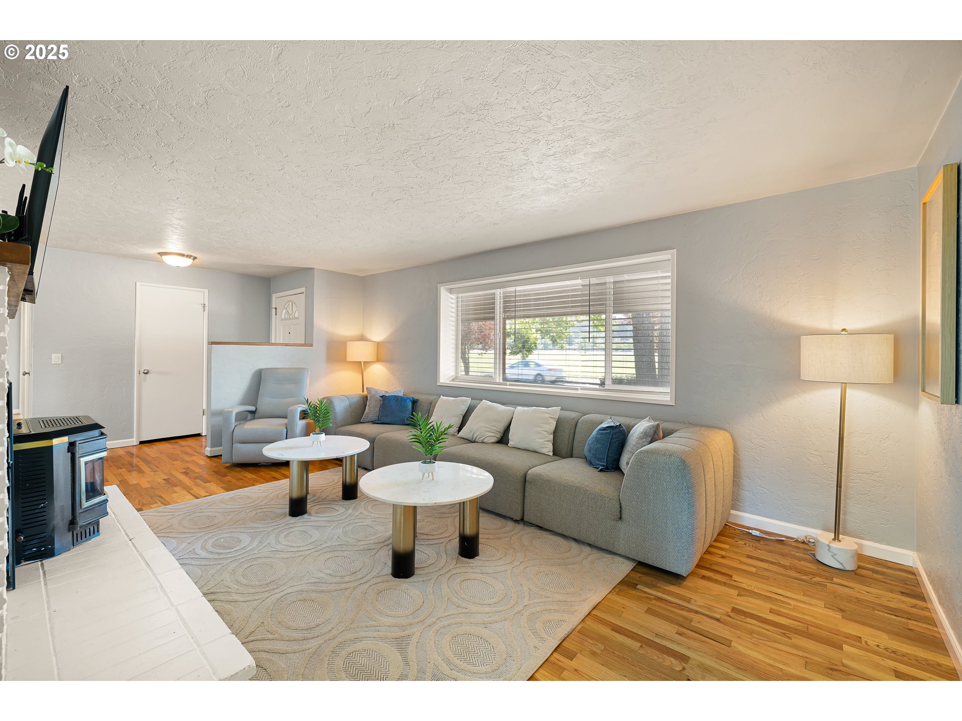 2235 POLK ST