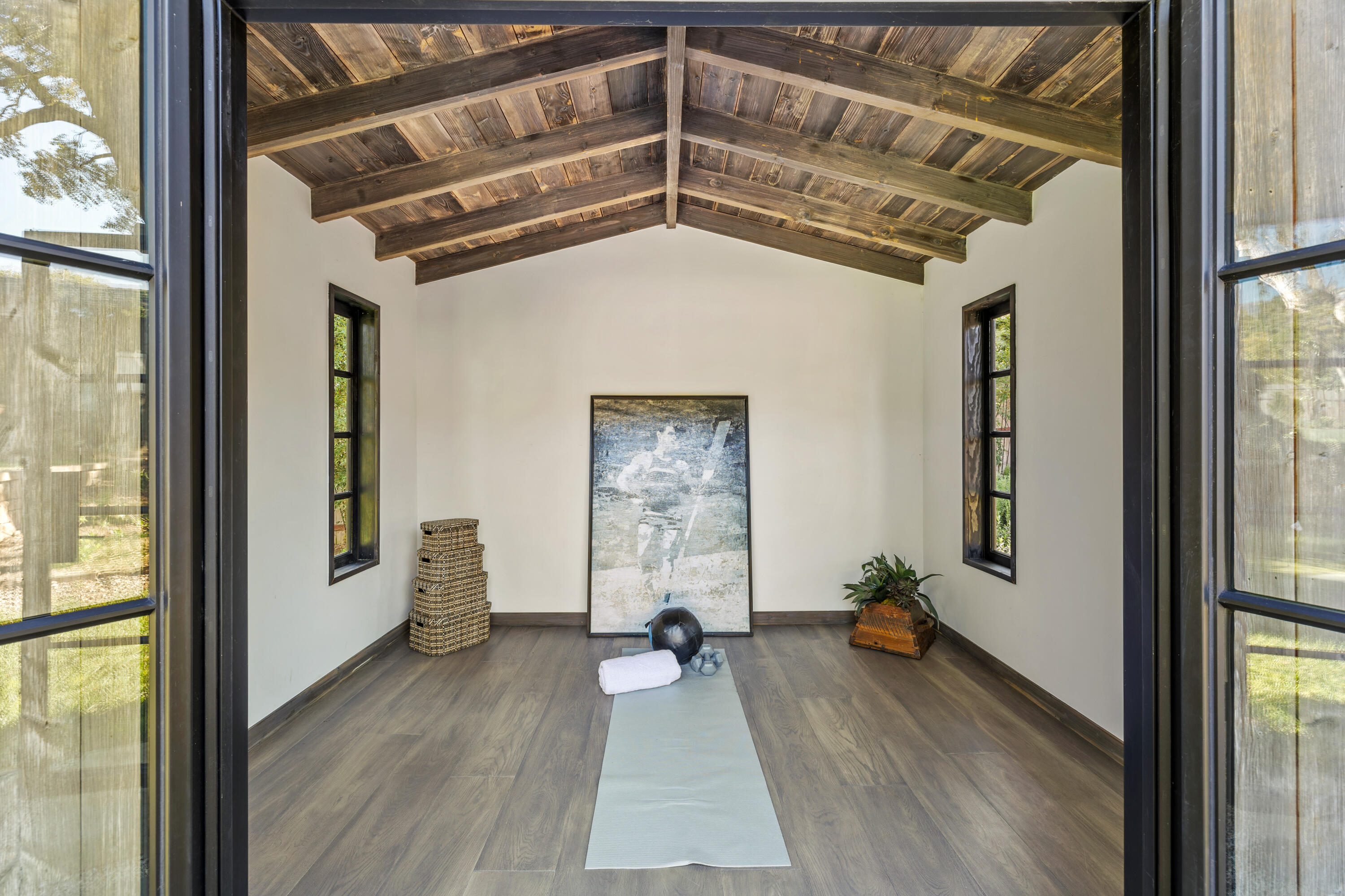 2775 Sycamore Canyon Road