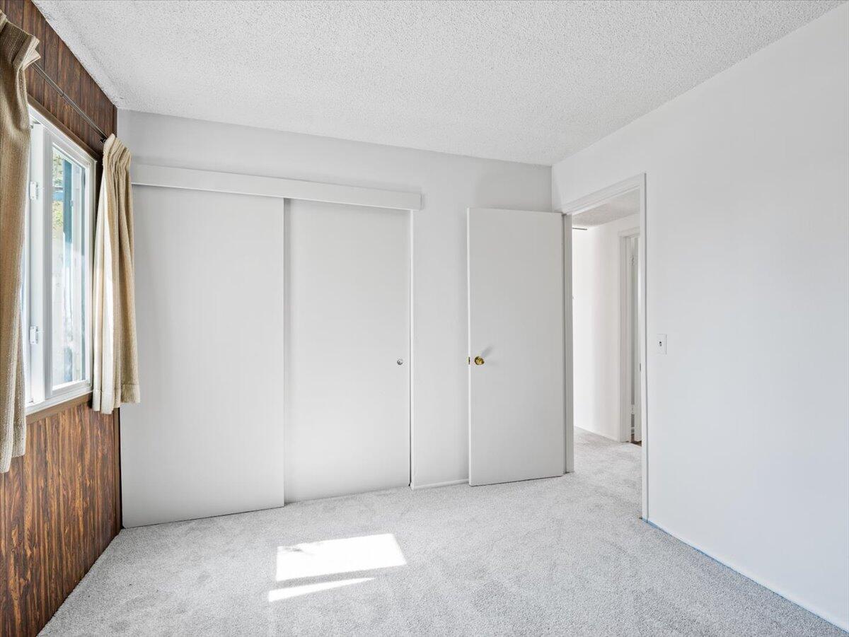 702 San Fernando Drive