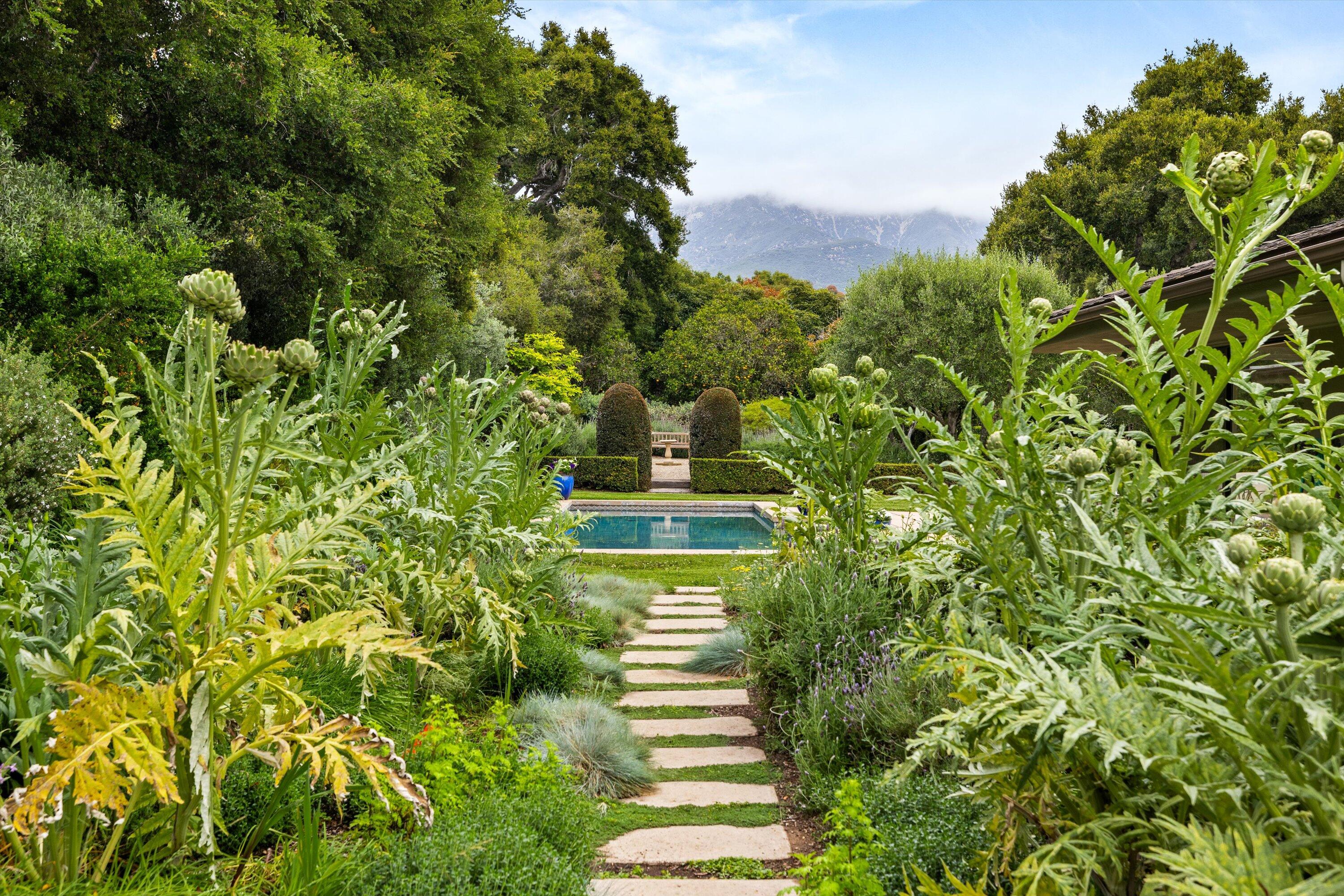 1666 San Leandro Lane