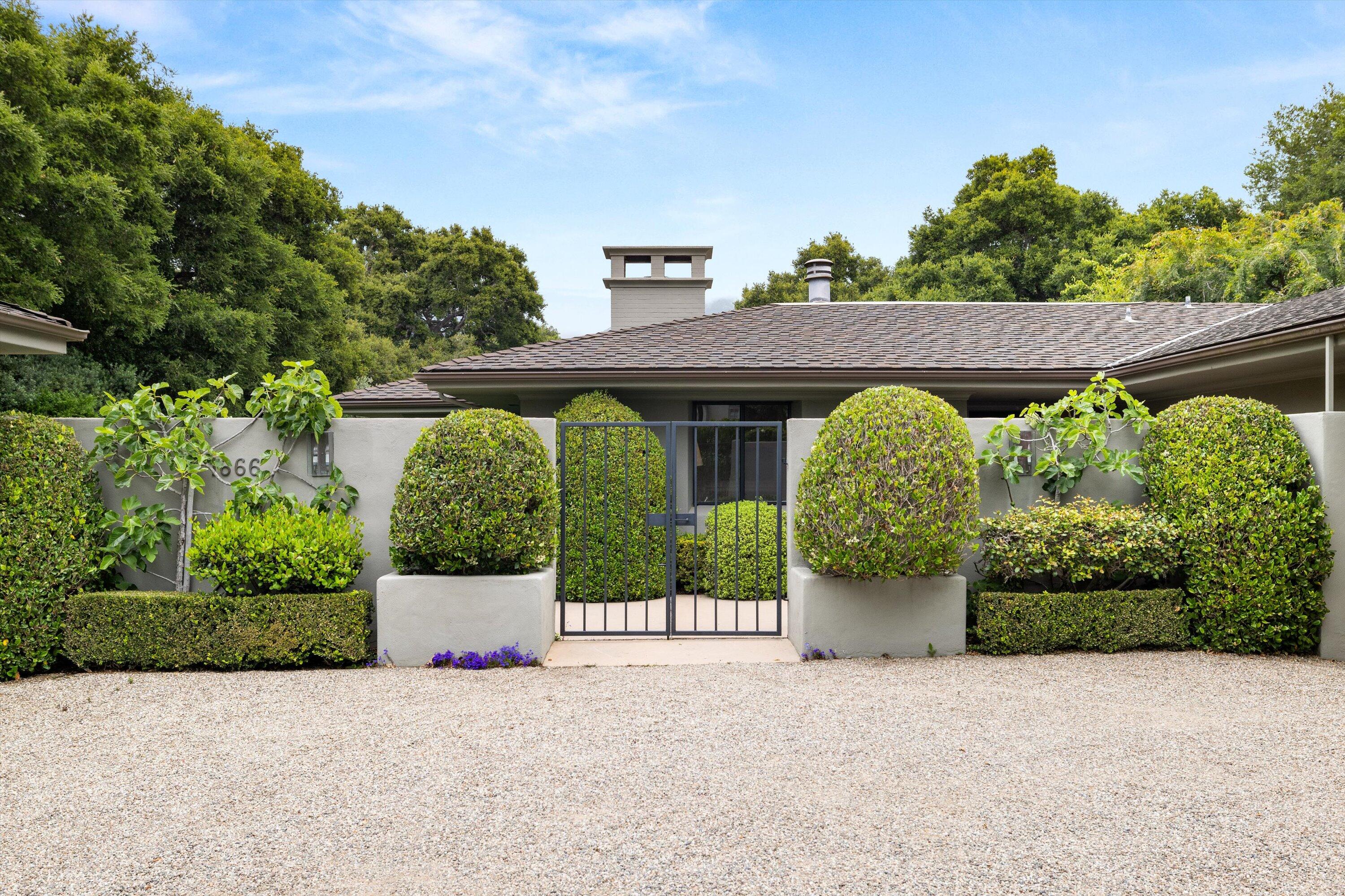 1666 San Leandro Lane