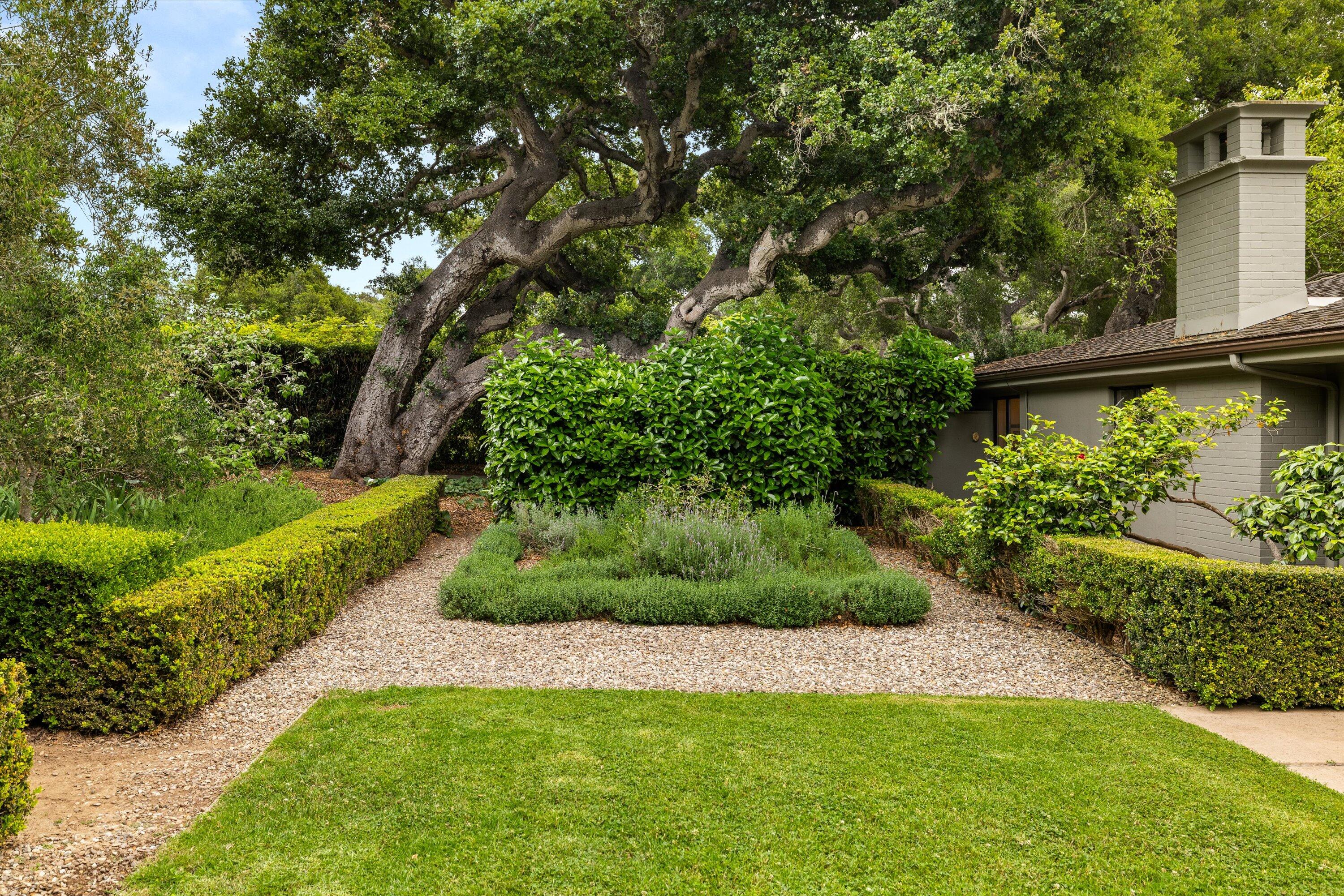 1666 San Leandro Lane