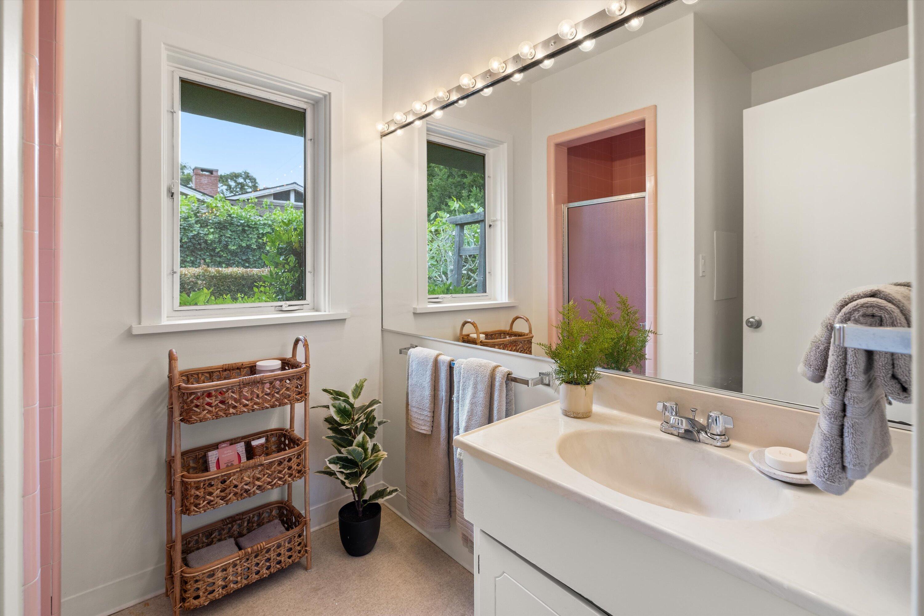 1666 San Leandro Lane