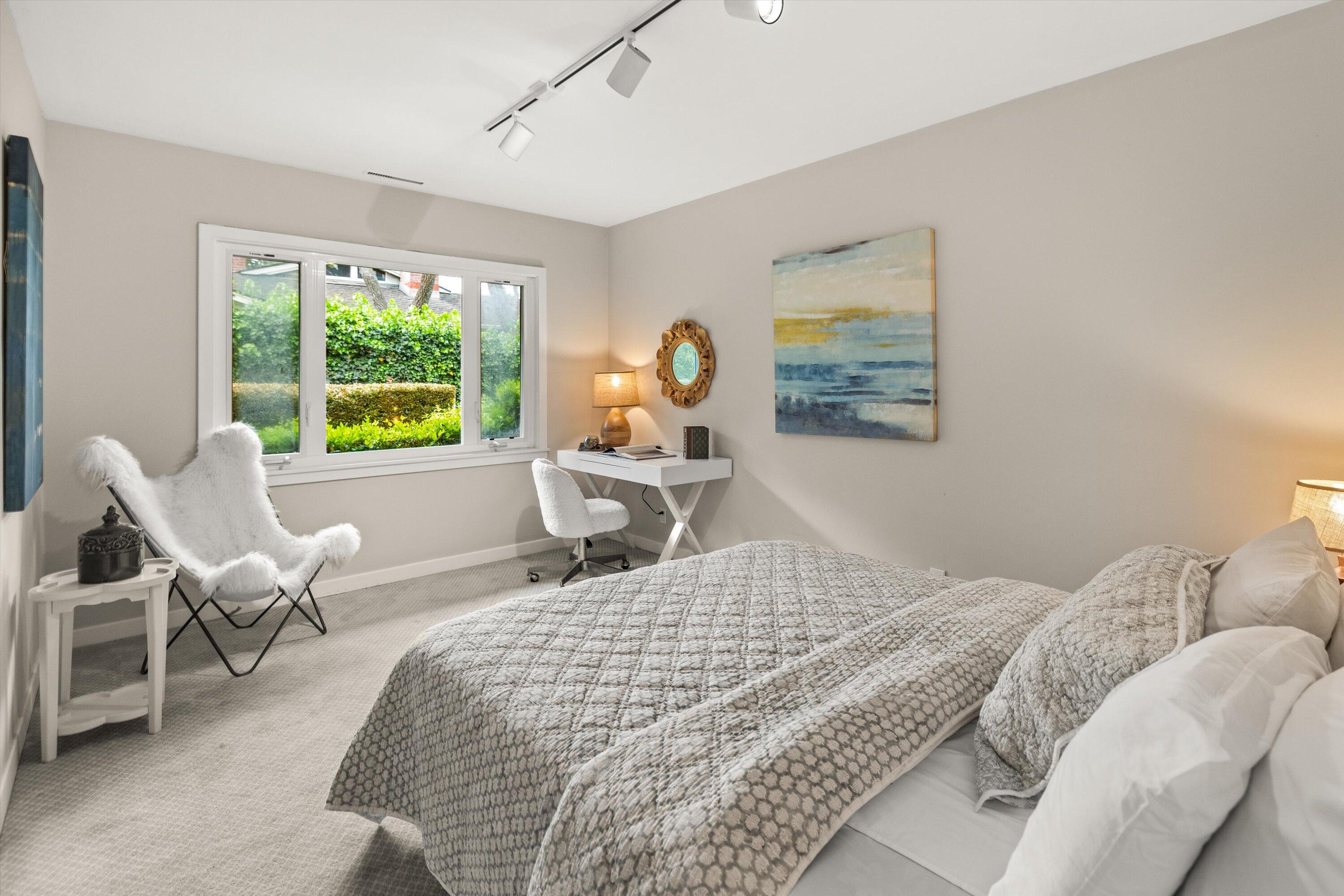 1666 San Leandro Lane