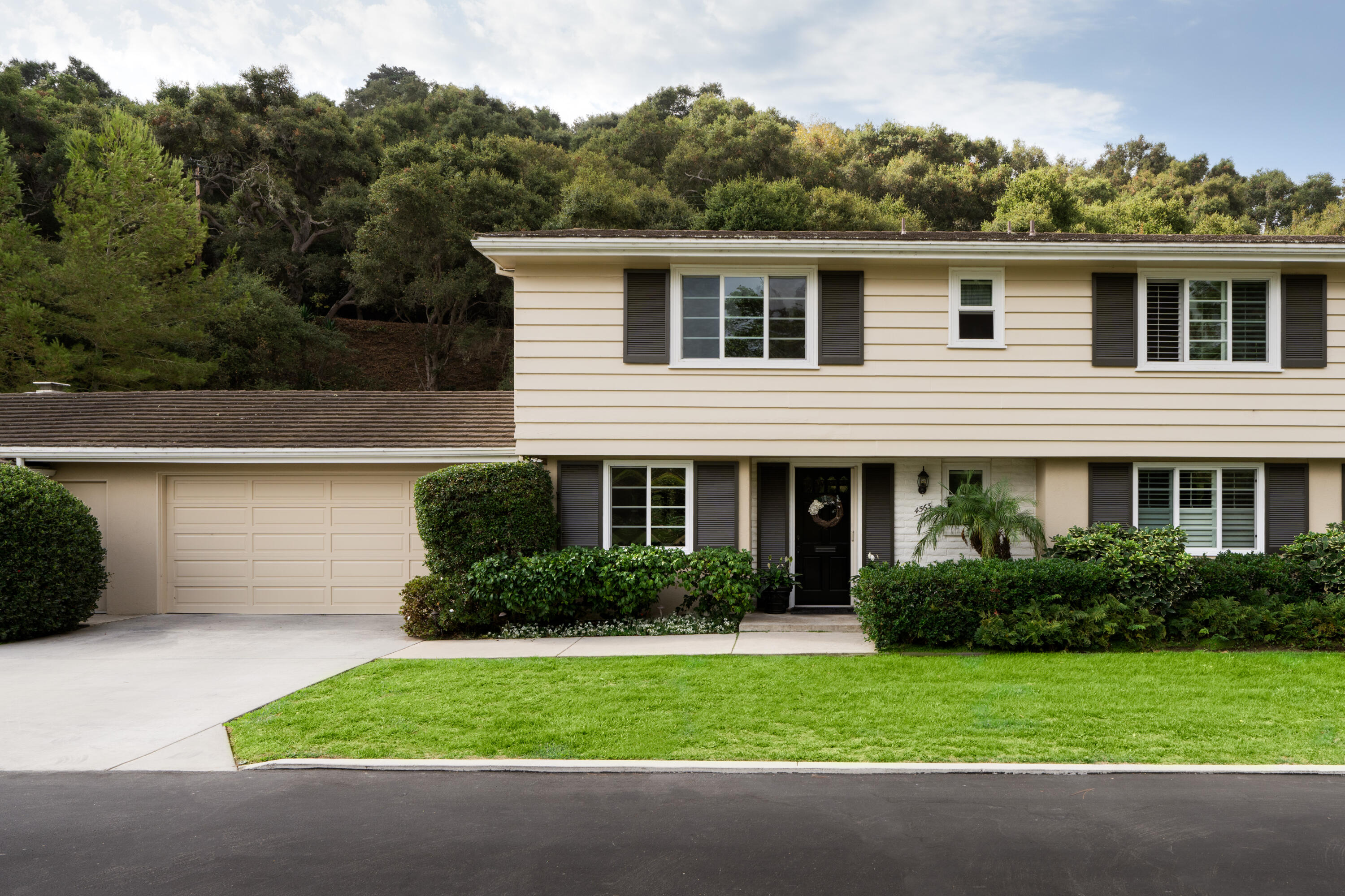 4563 Carriage Hill Drive