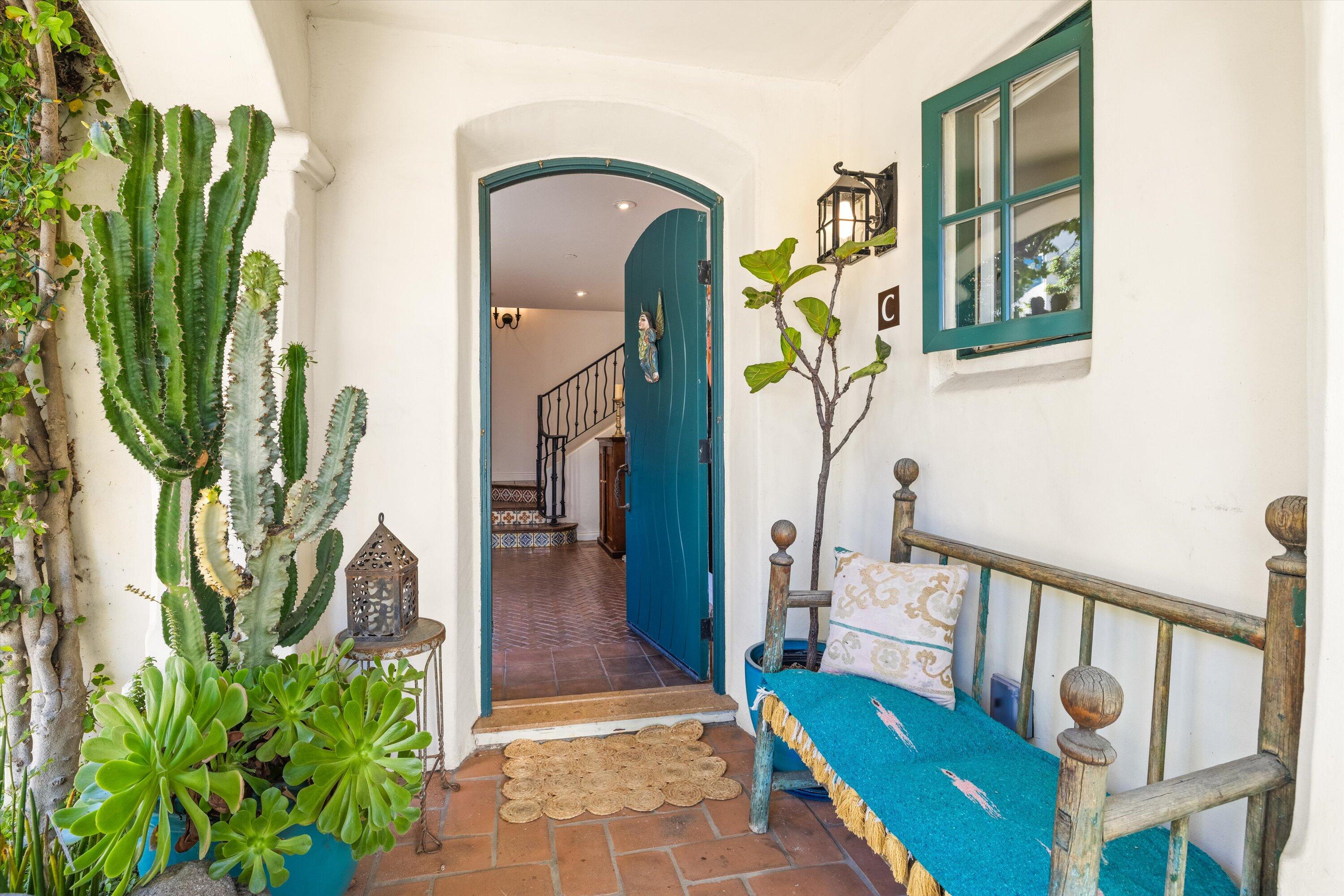 218 Santa Barbara Street Unit: C