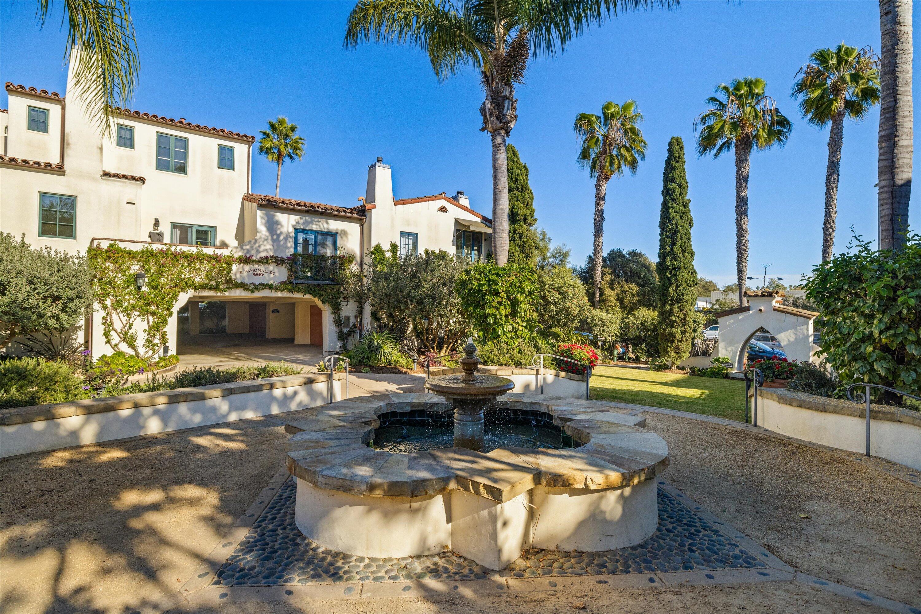 218 Santa Barbara Street Unit: C