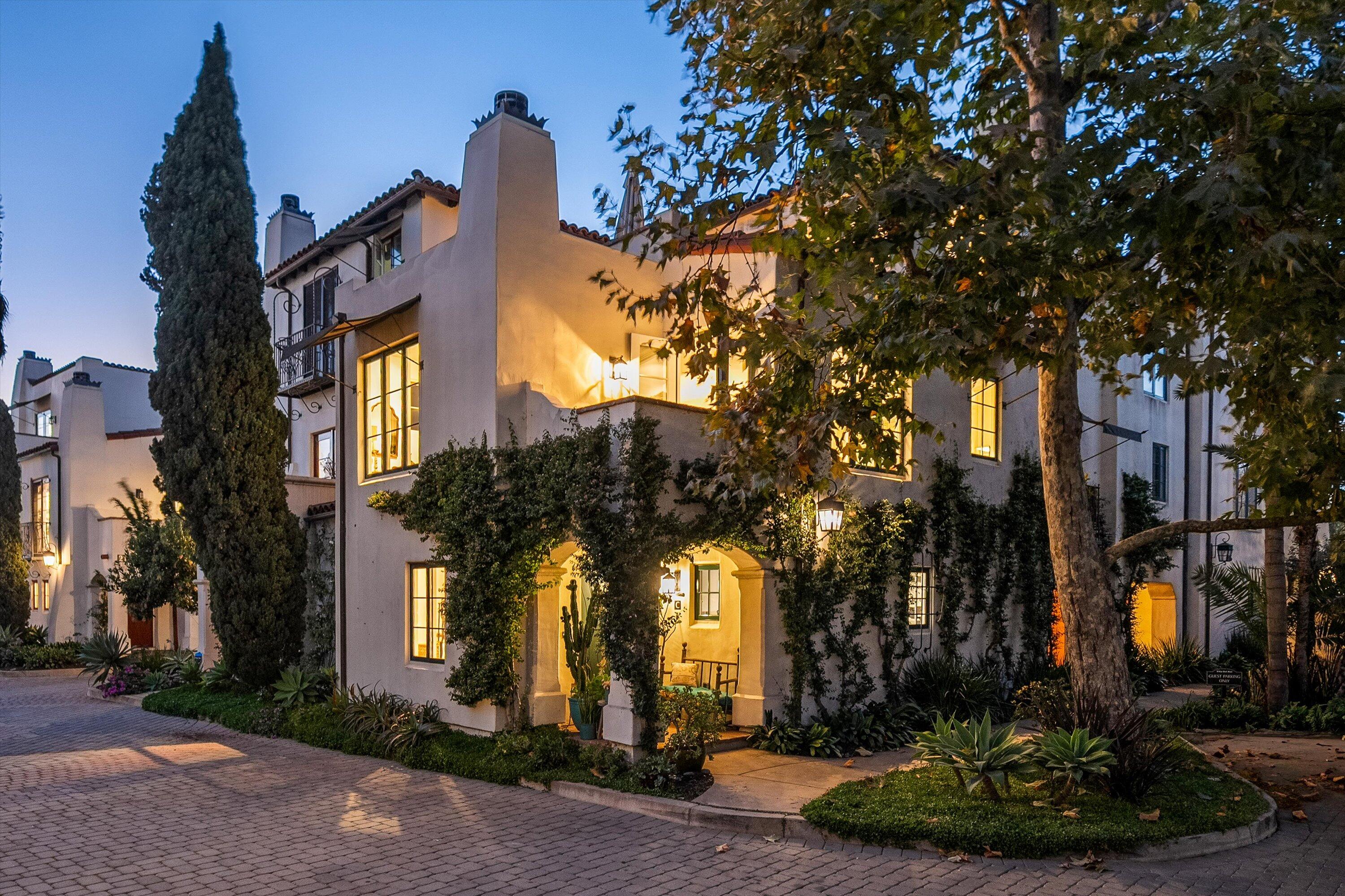 218 Santa Barbara Street Unit: C