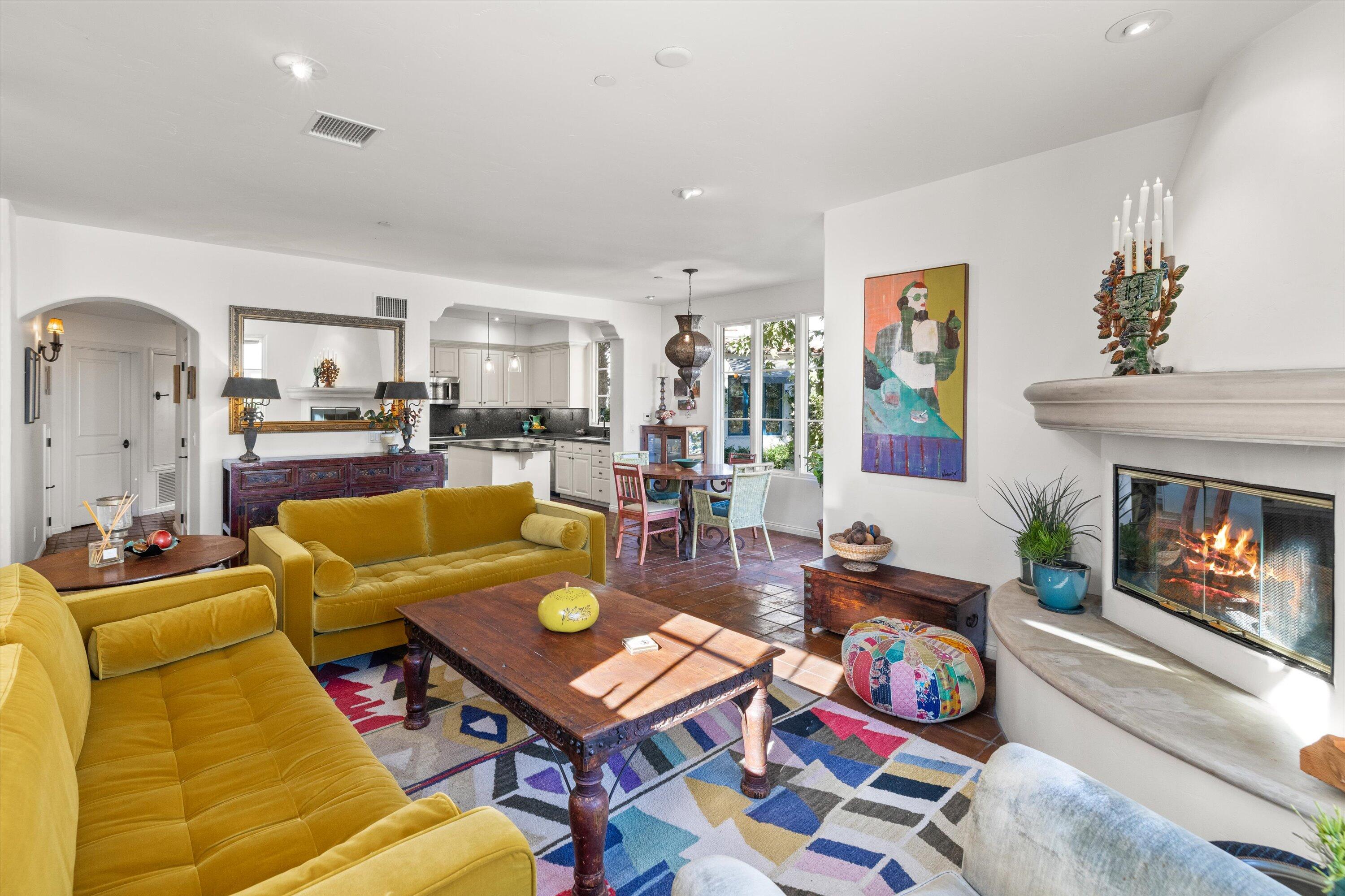 218 Santa Barbara Street Unit: C