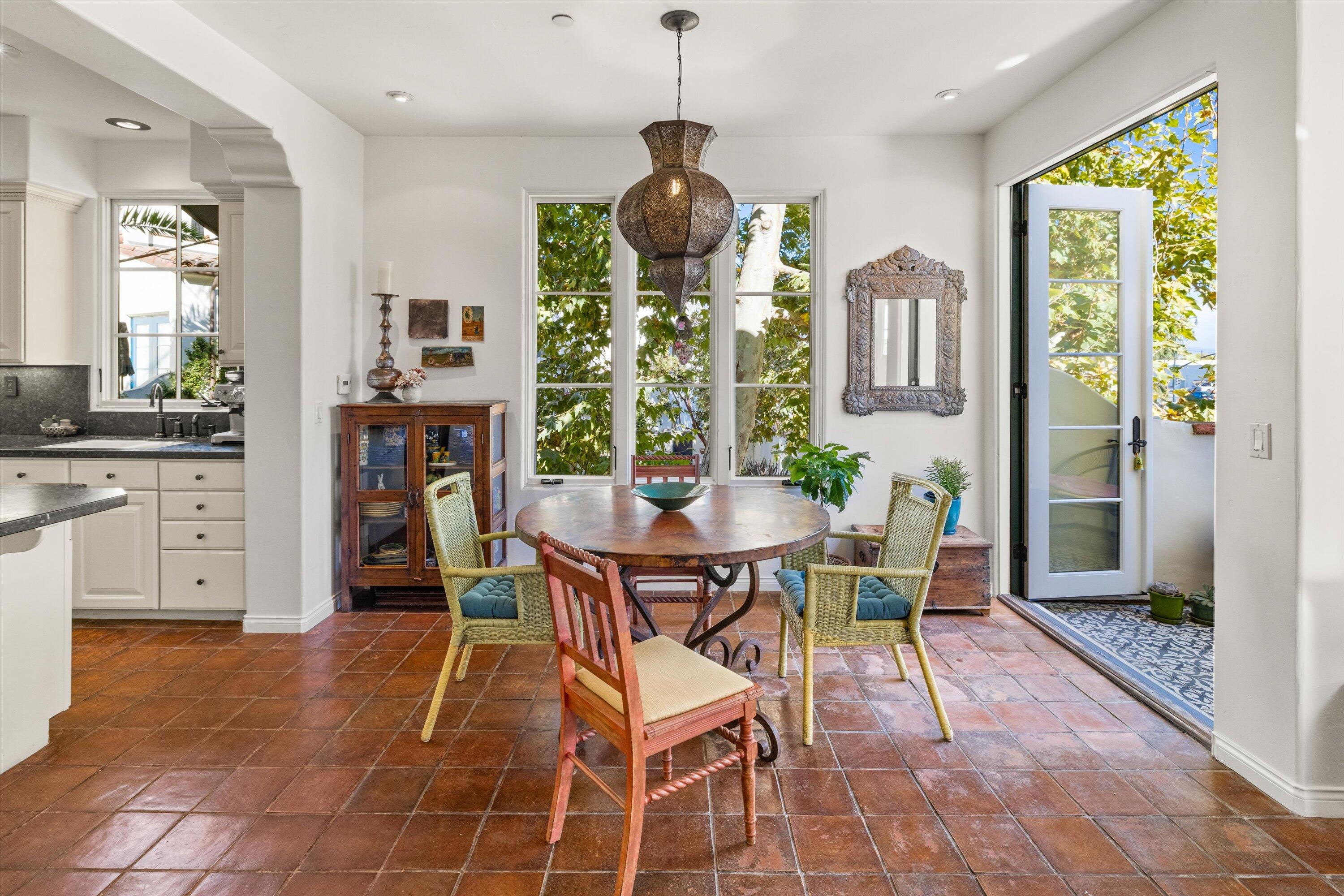 218 Santa Barbara Street Unit: C