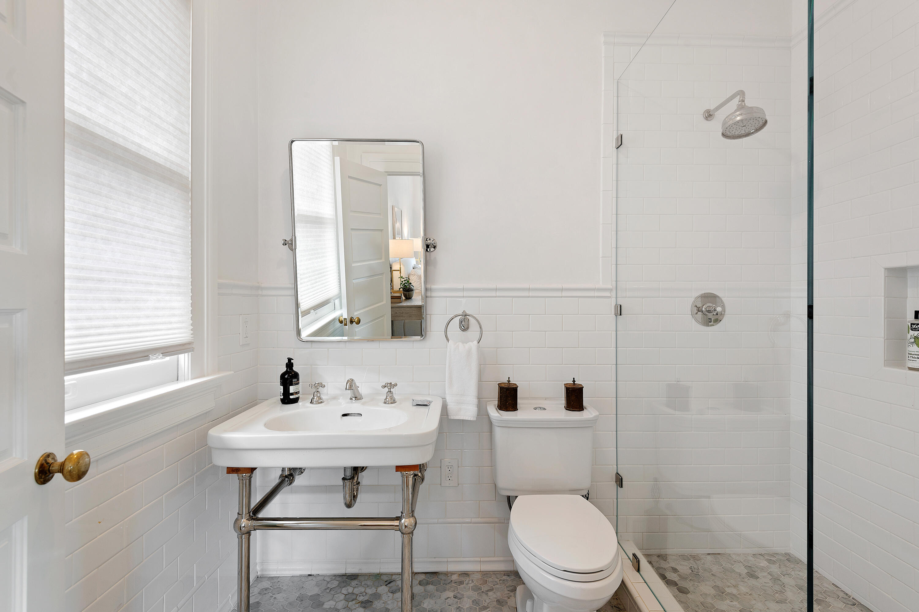 100 W Valerio Street