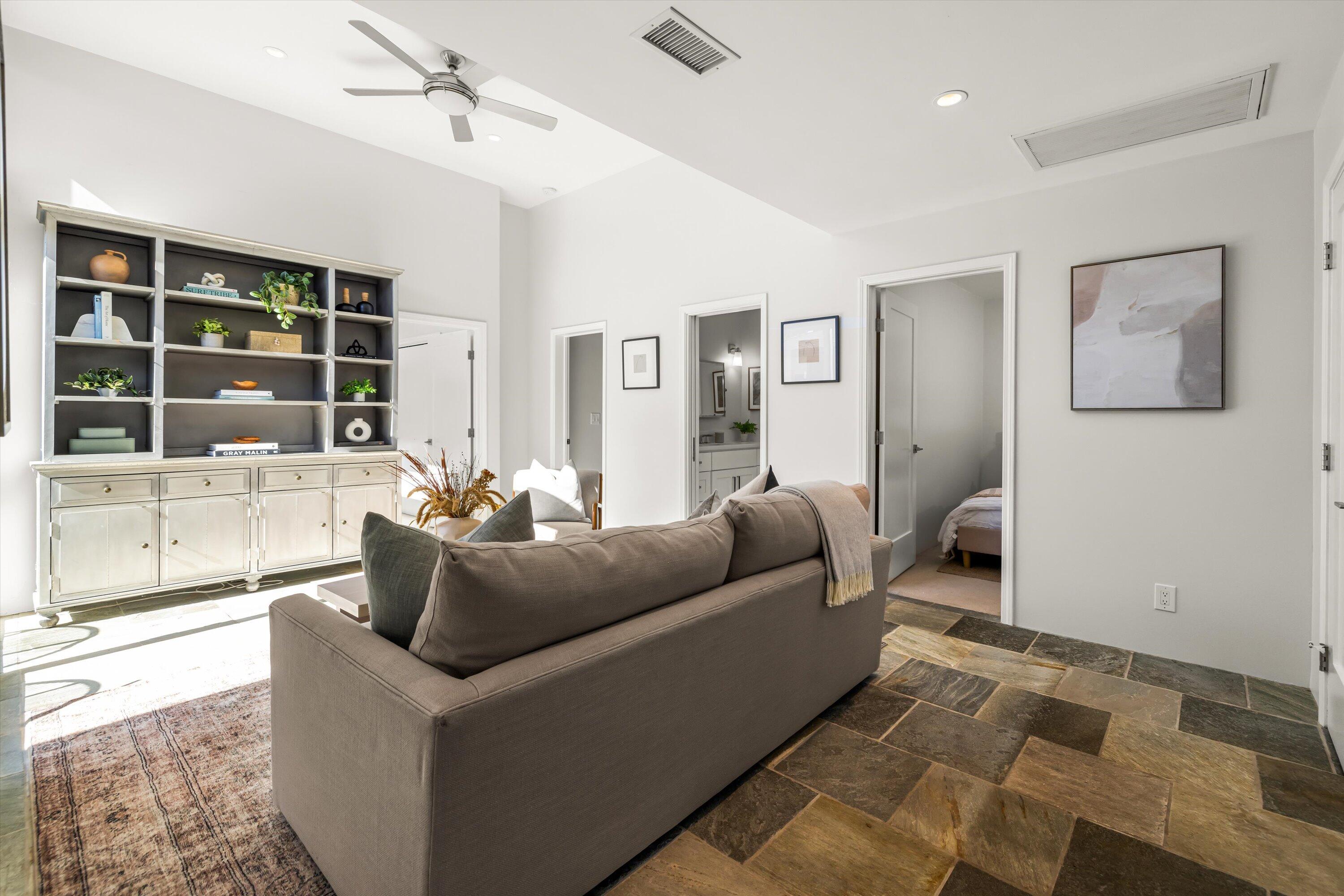 454 Vaquero Lane