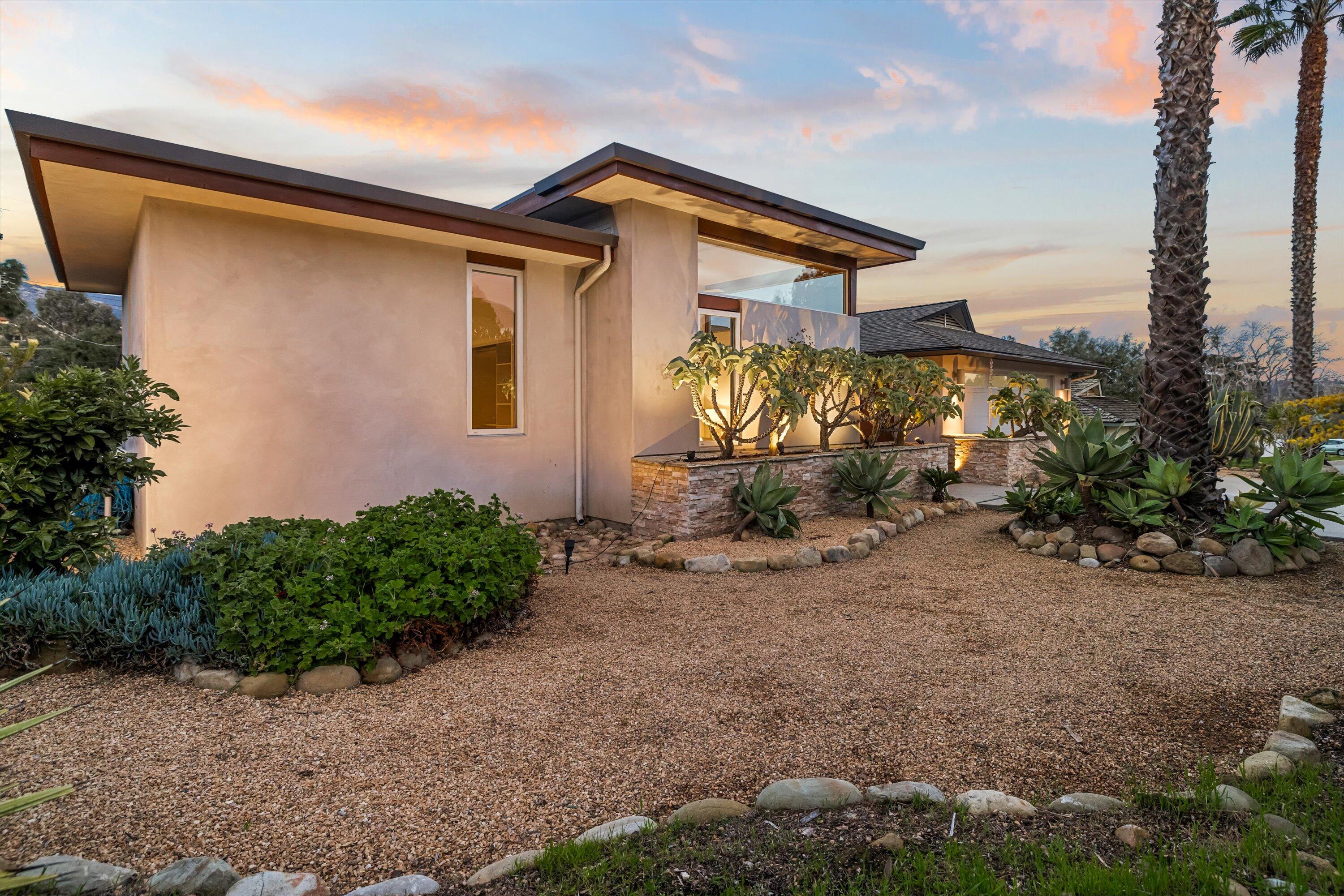 454 Vaquero Lane