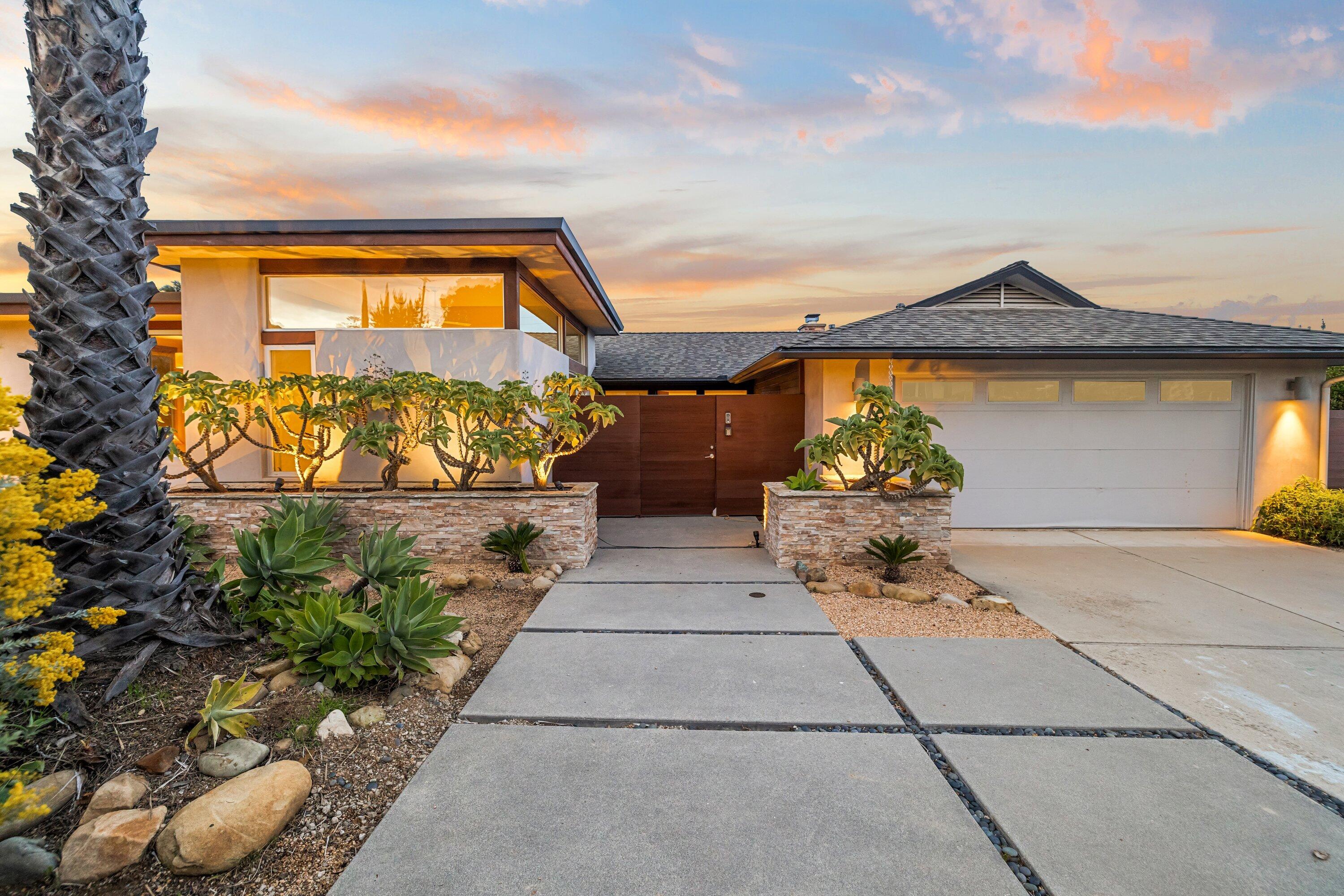 454 Vaquero Lane