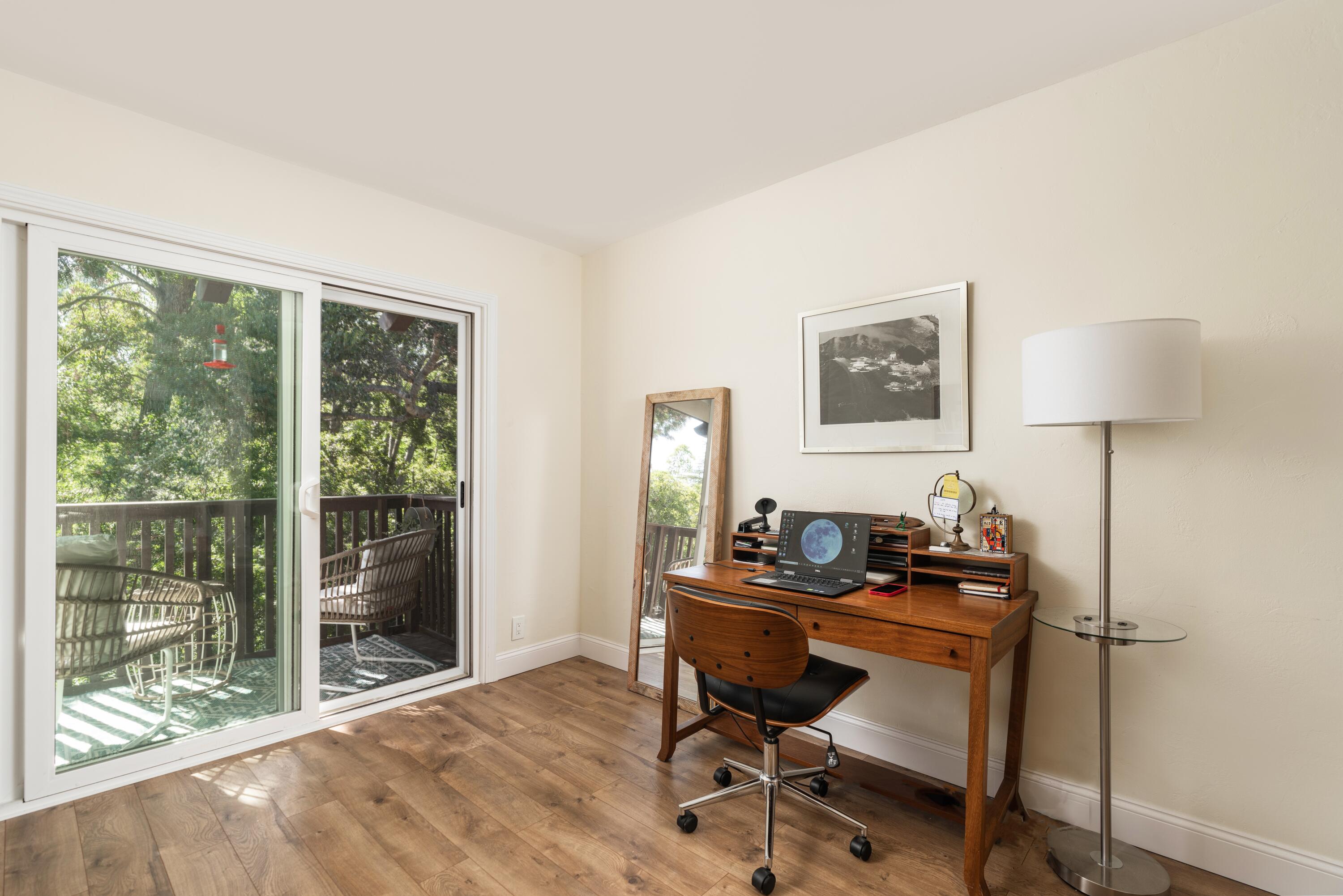 2727 Miradero Drive, 305