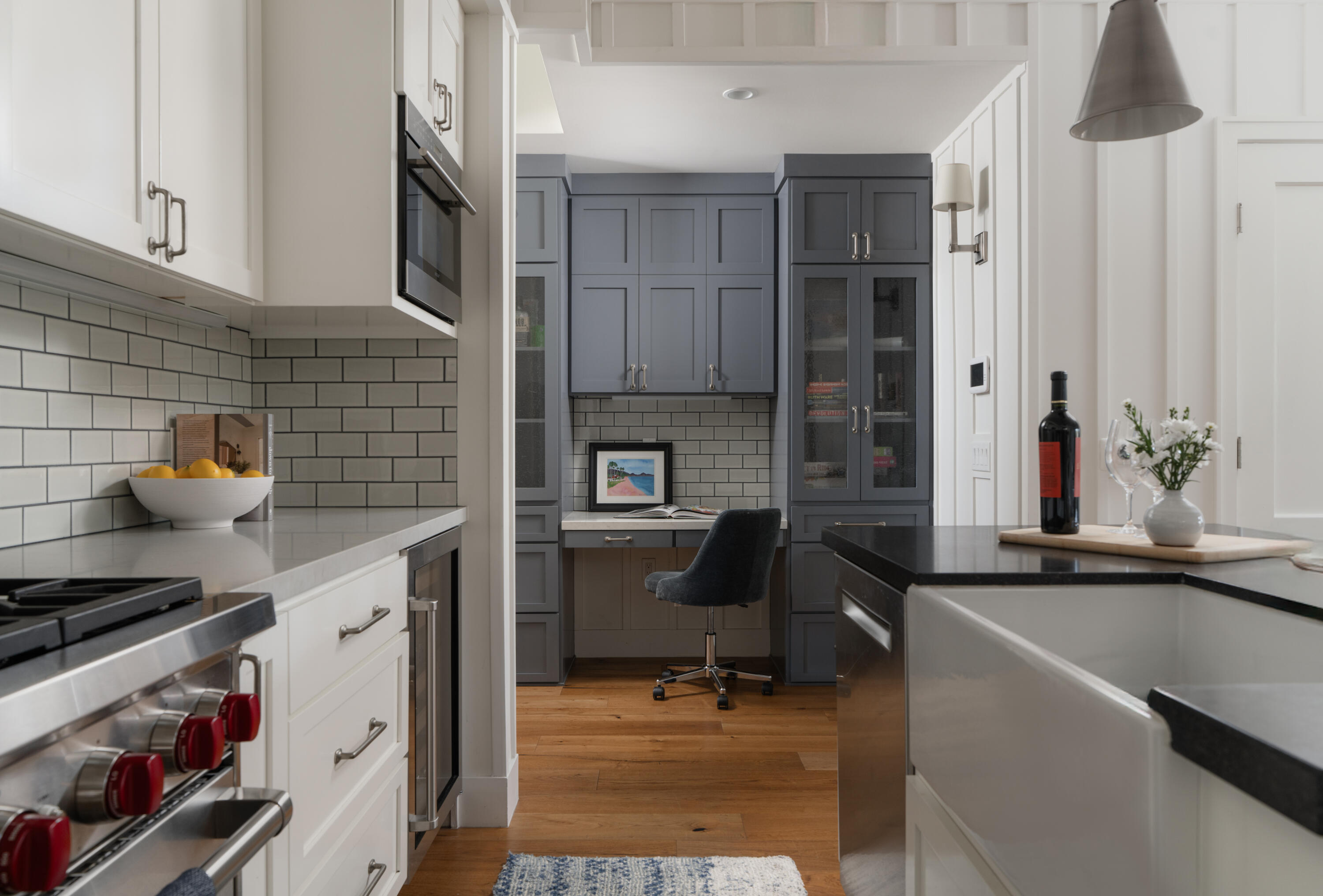 122 W Yanonali Street