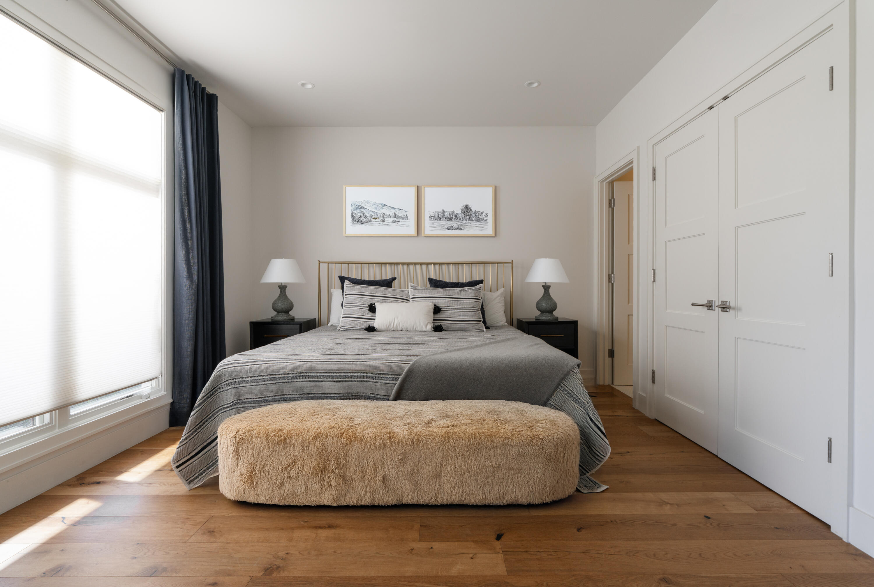 122 W Yanonali Street