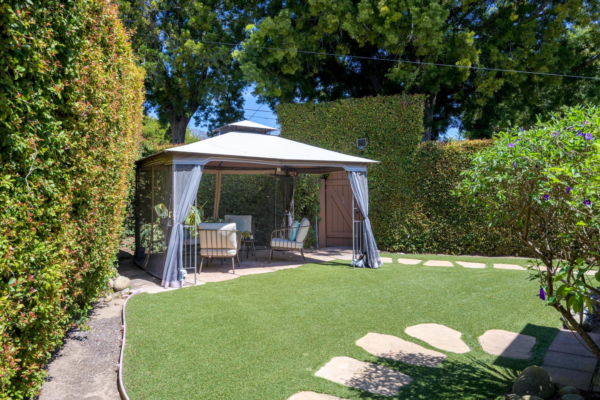 2535/2605 Bath Street