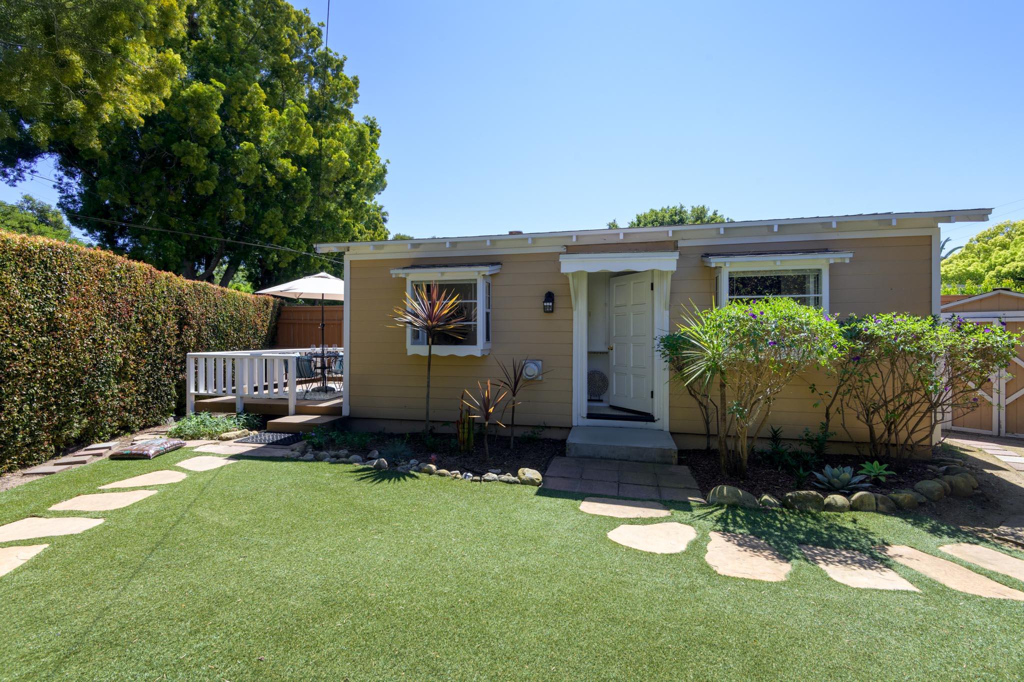 2535/2605 Bath Street