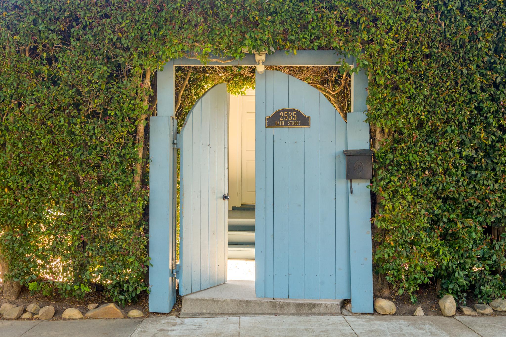 2535/2605 Bath Street