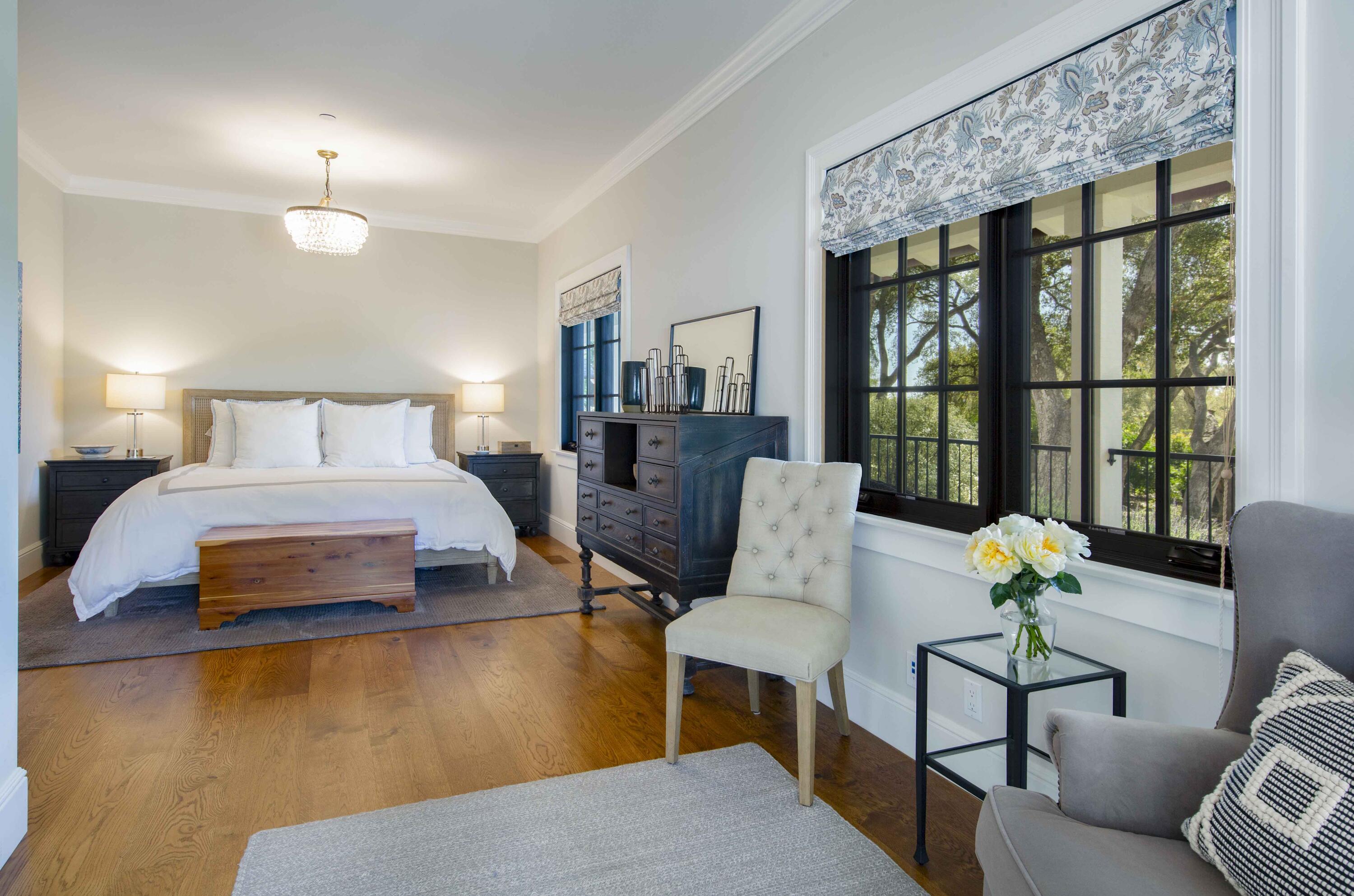 1729 Glen Oaks Drive