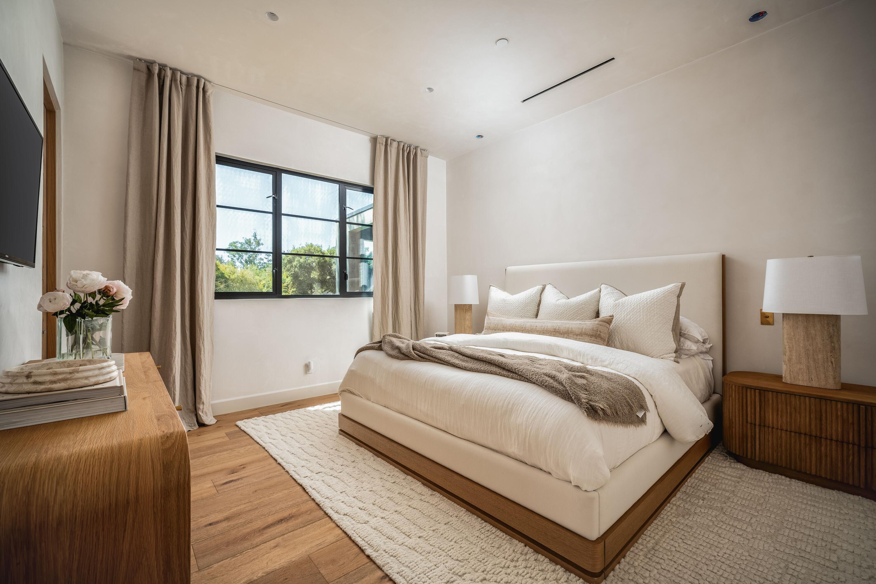 2775 Sycamore Canyon Road