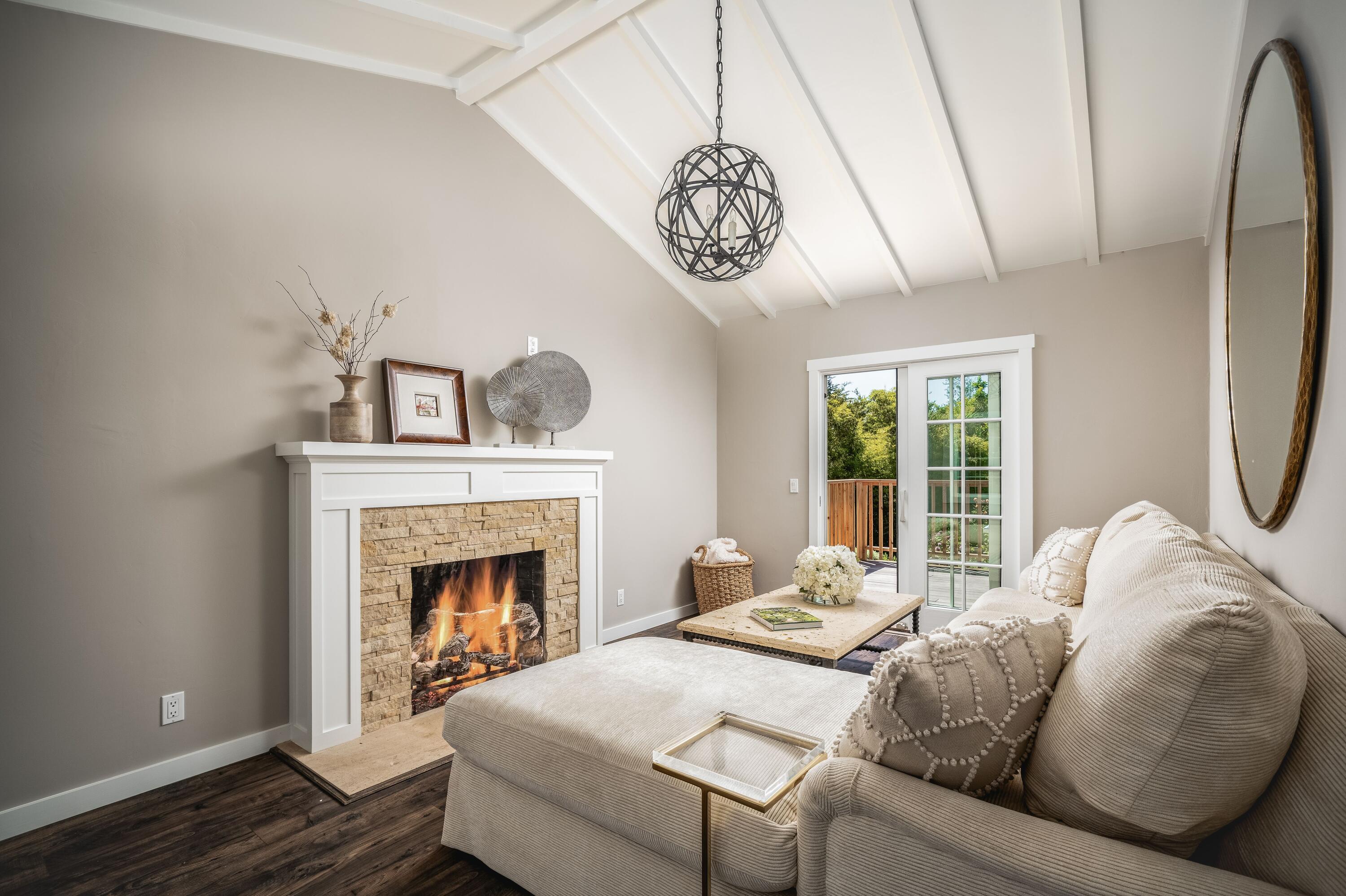 2775 Sycamore Canyon Road