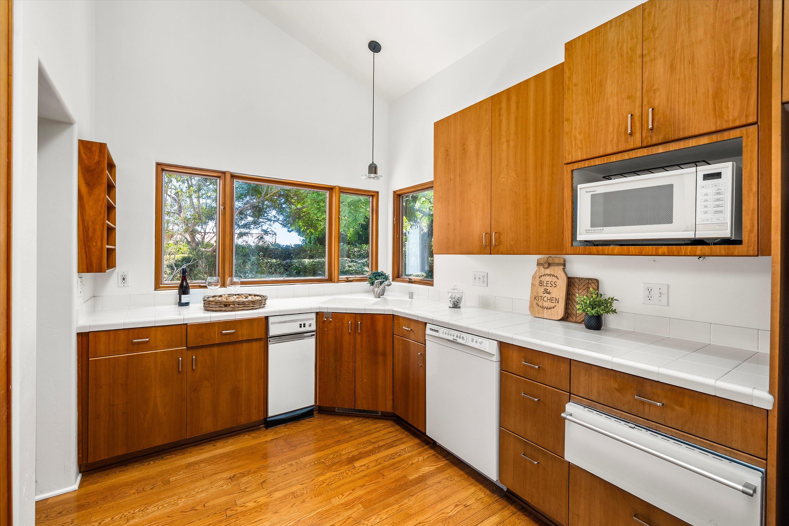 5900 La Goleta Rd Road