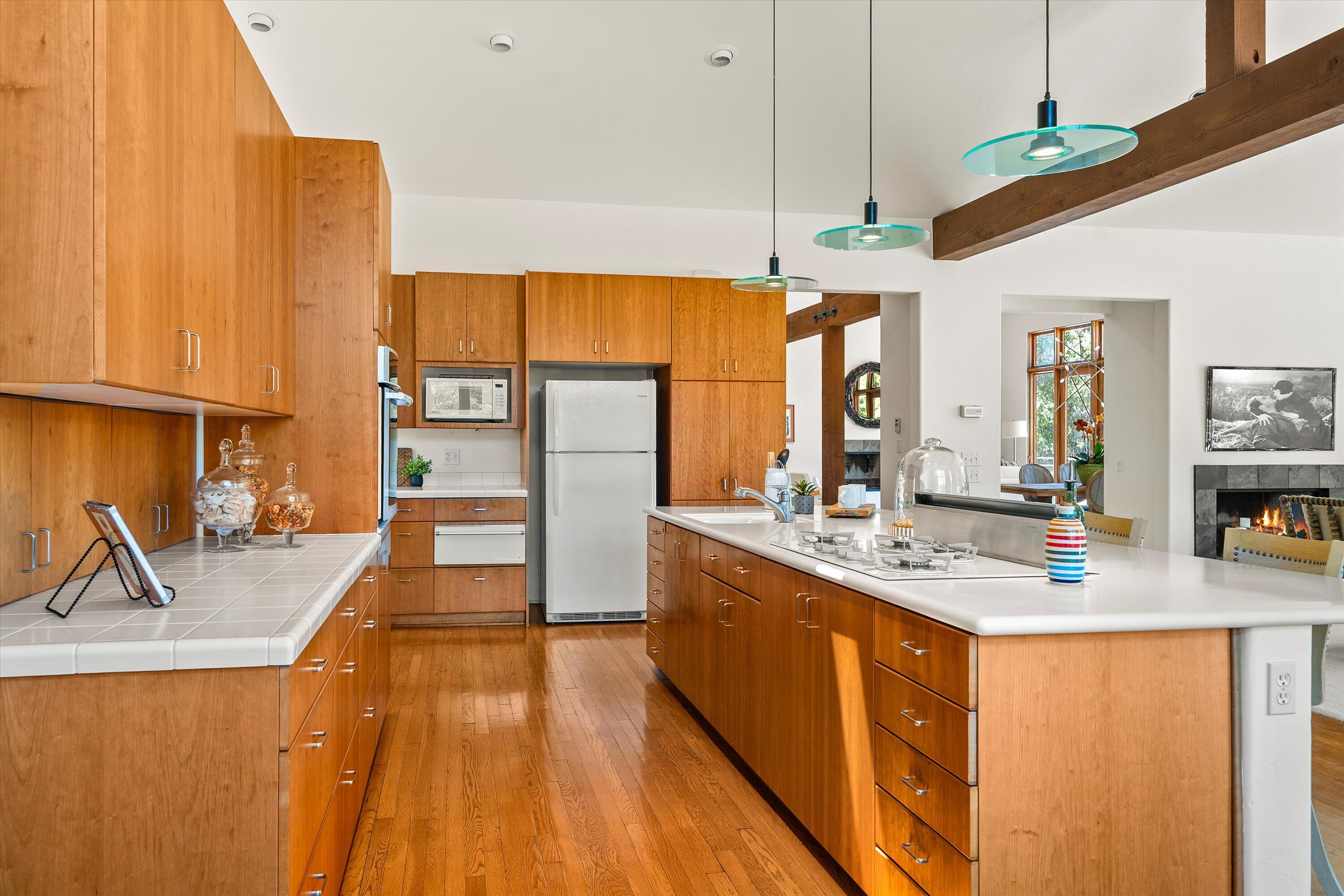 5900 La Goleta Rd Road