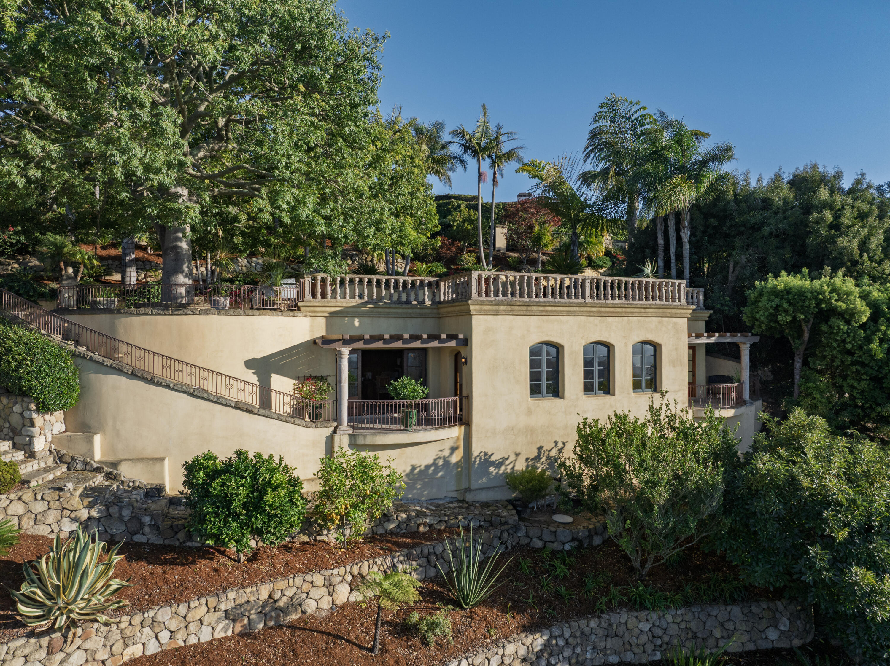 4020 Cuervo Avenue