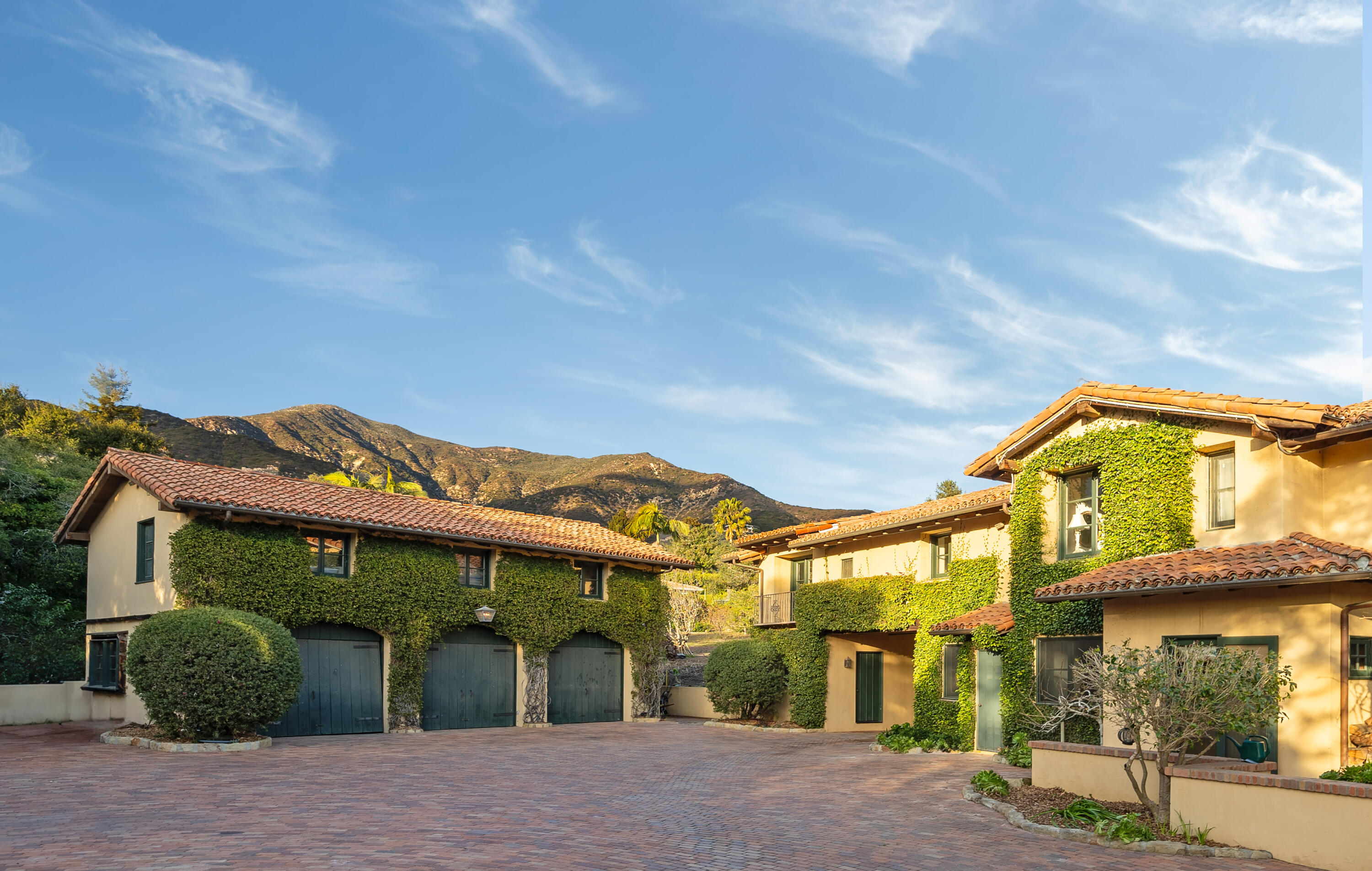 815 Hot Springs Road