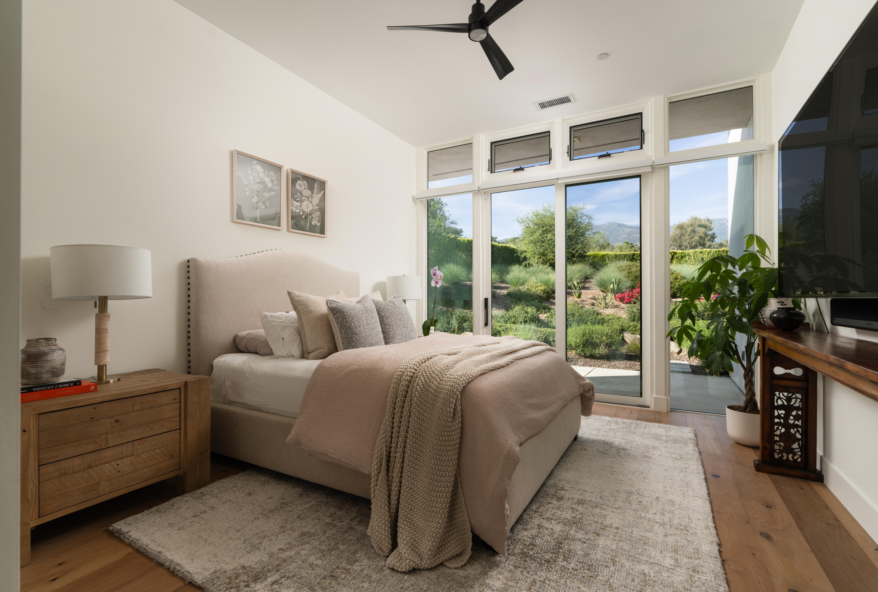 4586 Serenity Lane