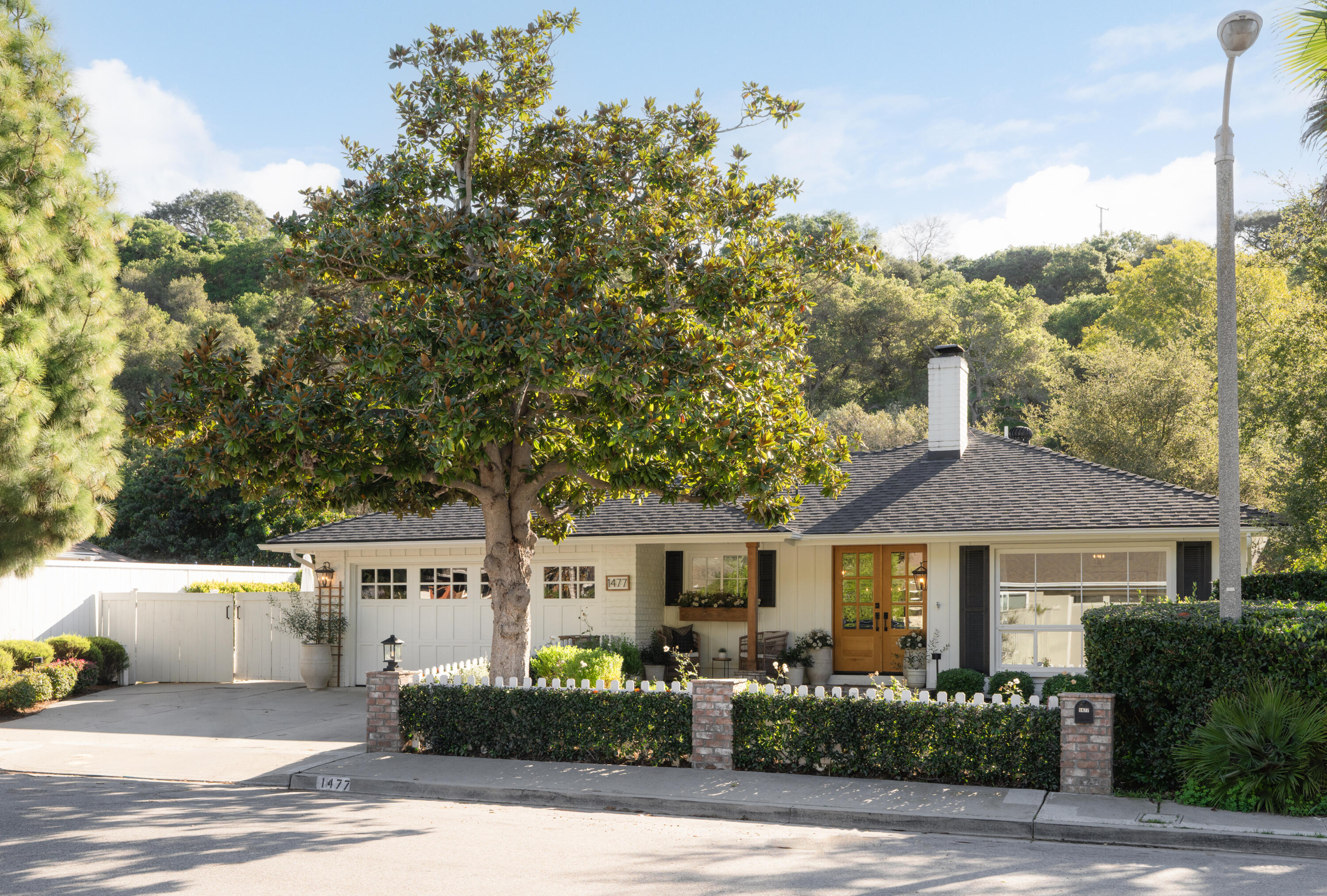 1477 Las Positas Place