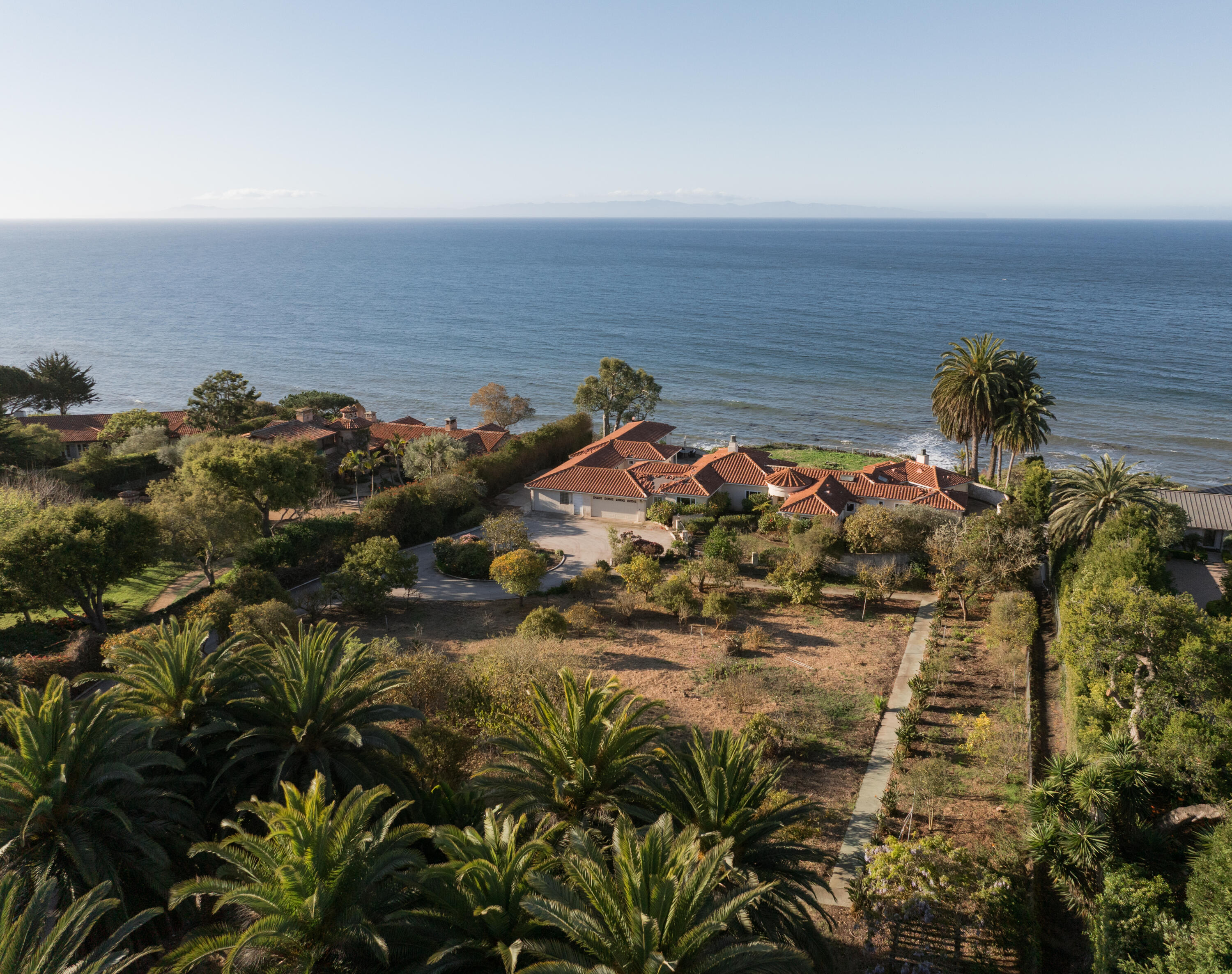 4121 Creciente Drive