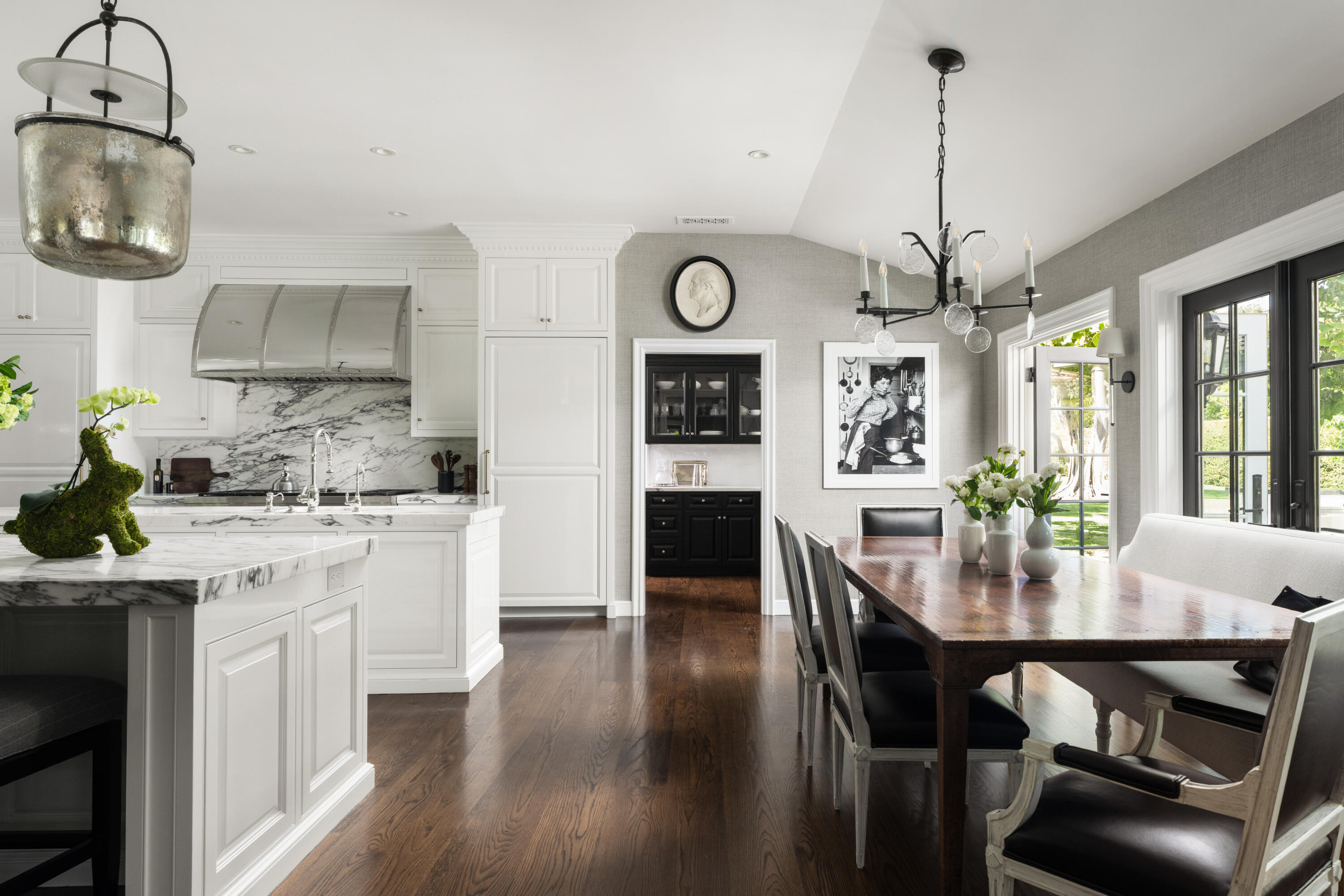 4225 Mariposa Drive
