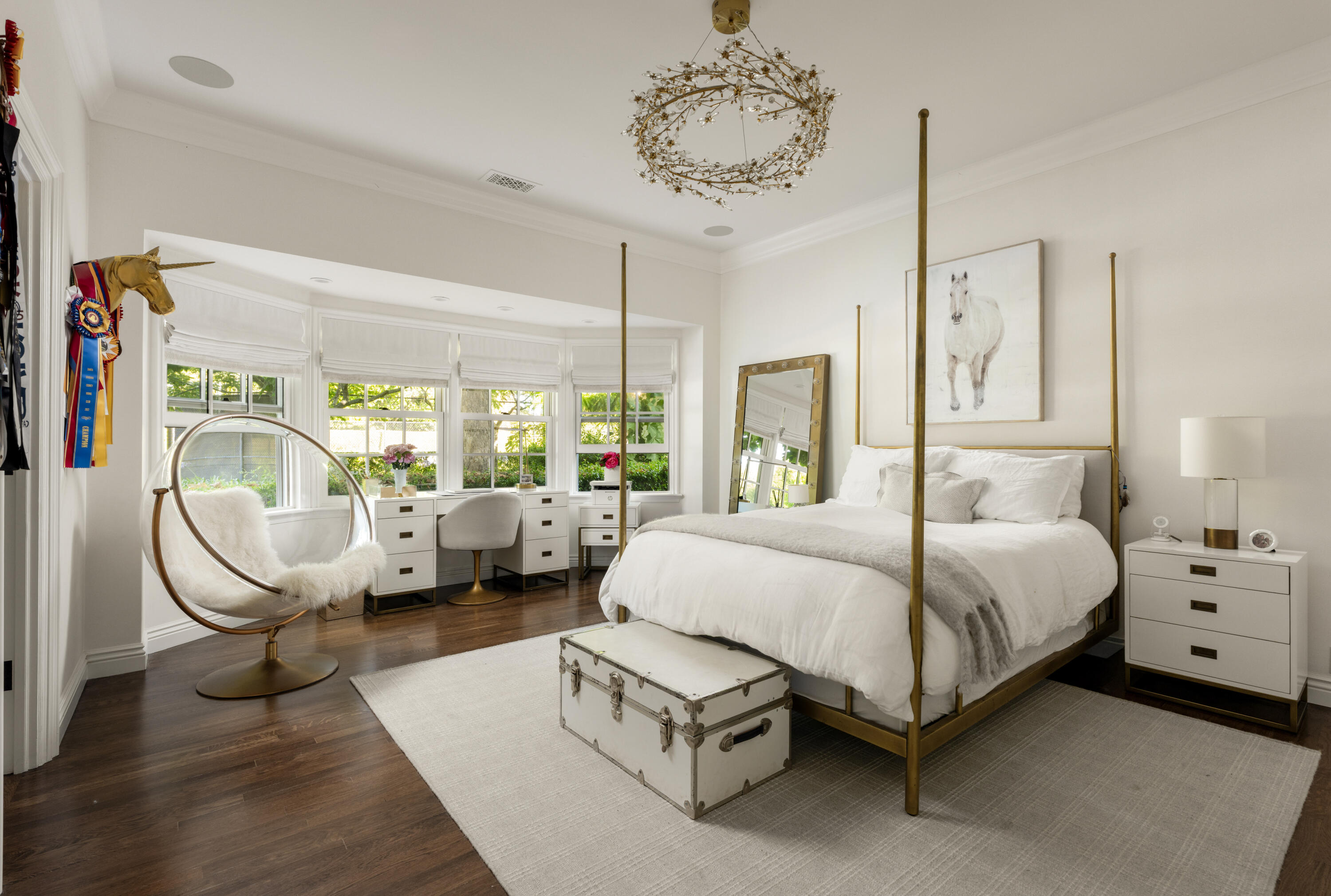 4225 Mariposa Drive