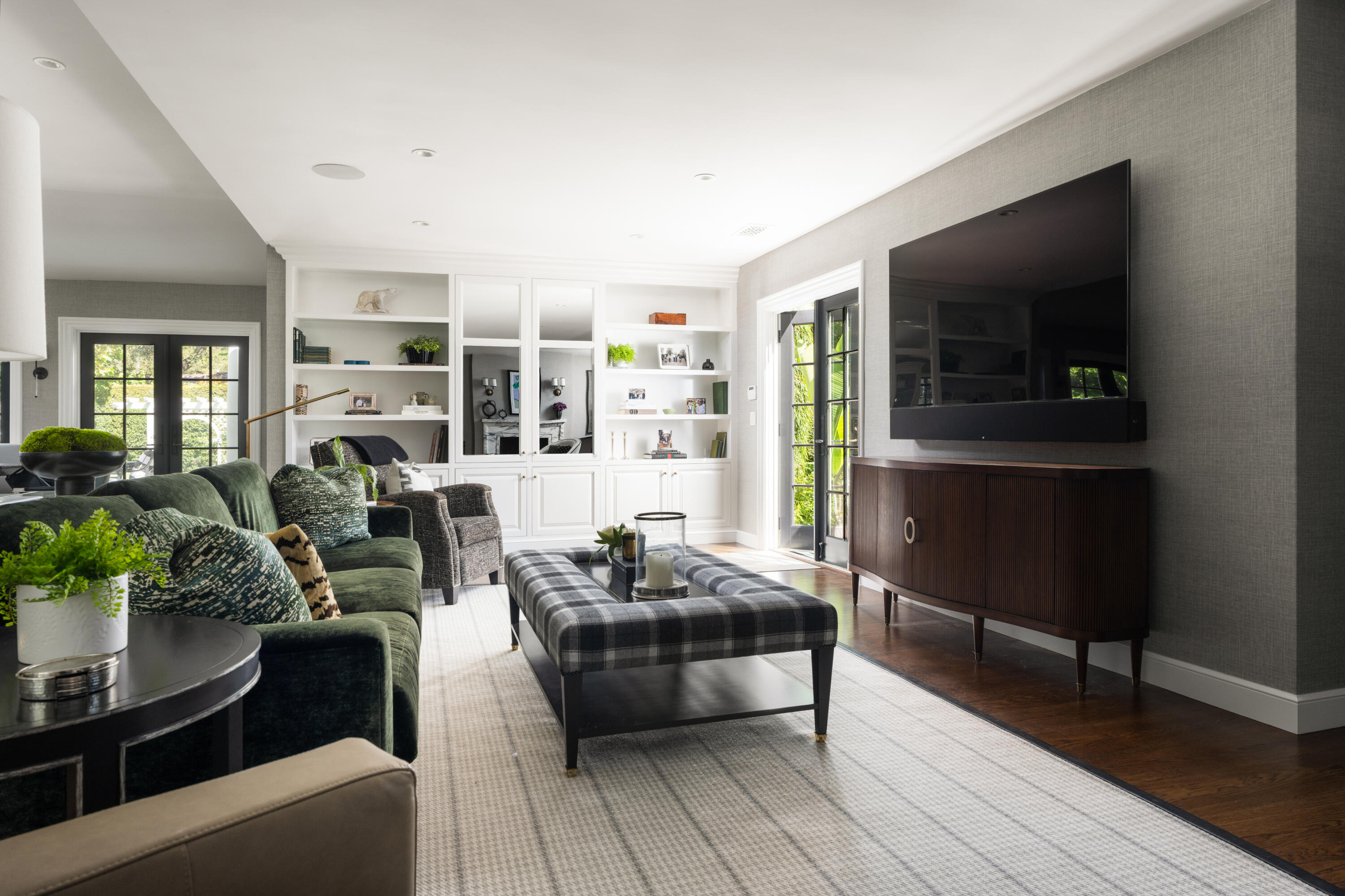 4225 Mariposa Drive