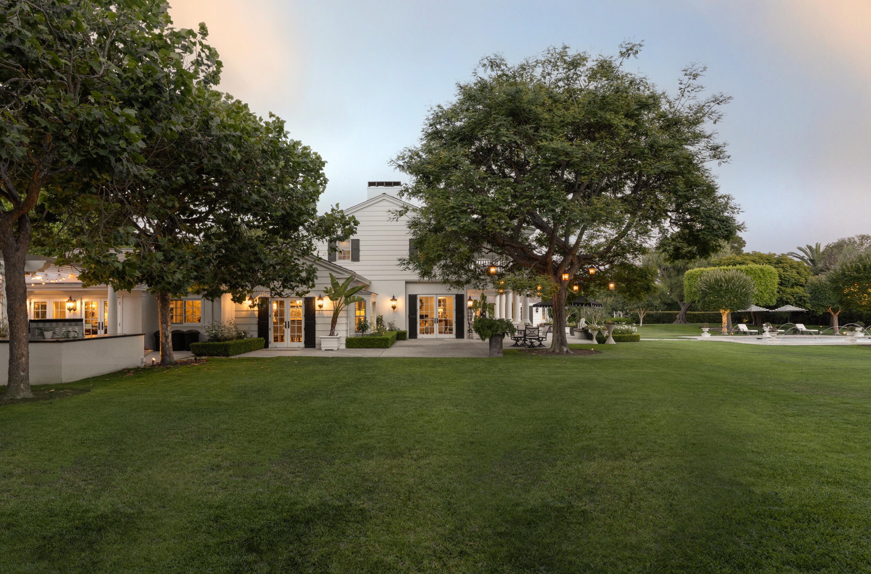 4225 Mariposa Drive