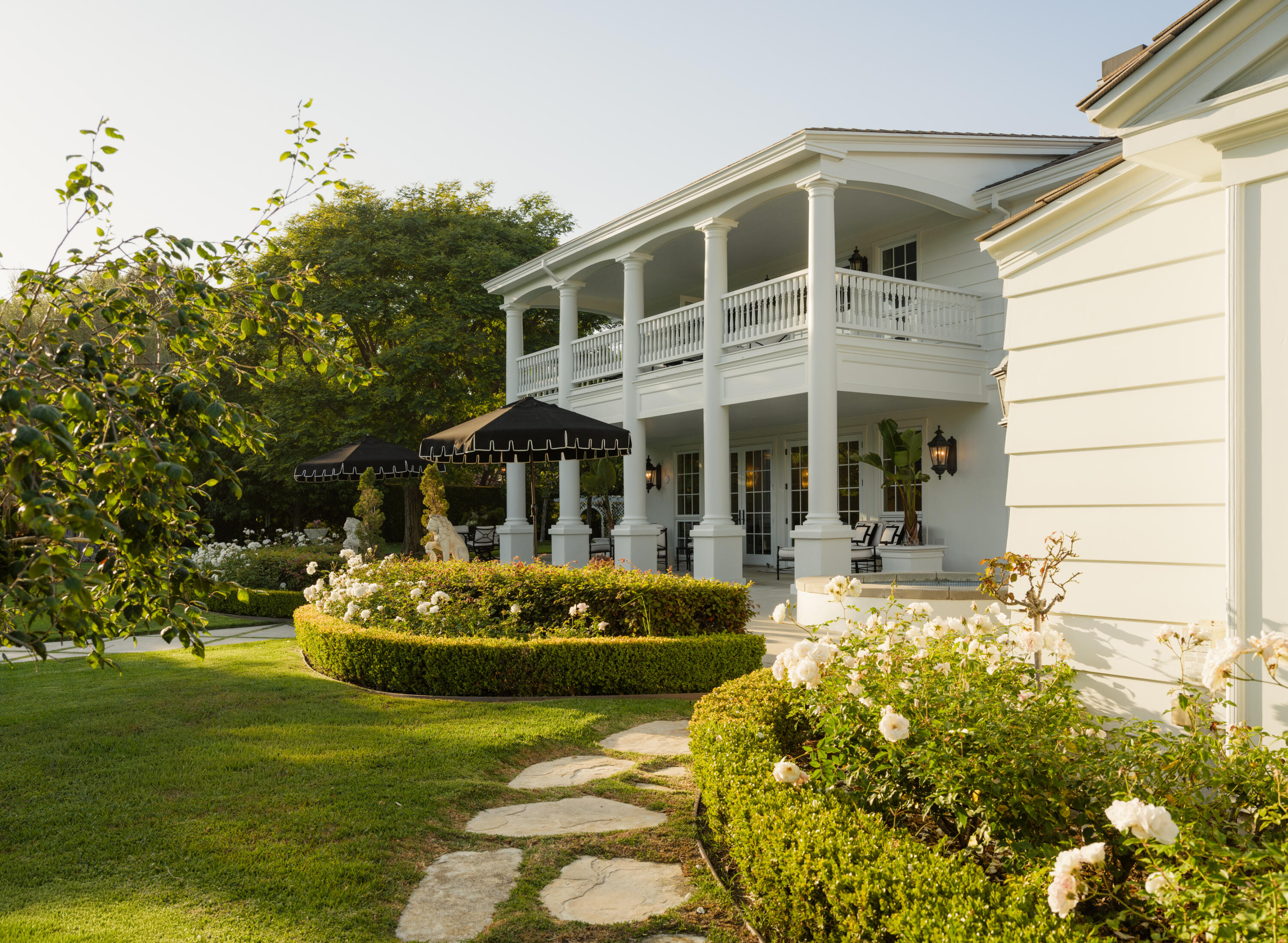 4225 Mariposa Drive
