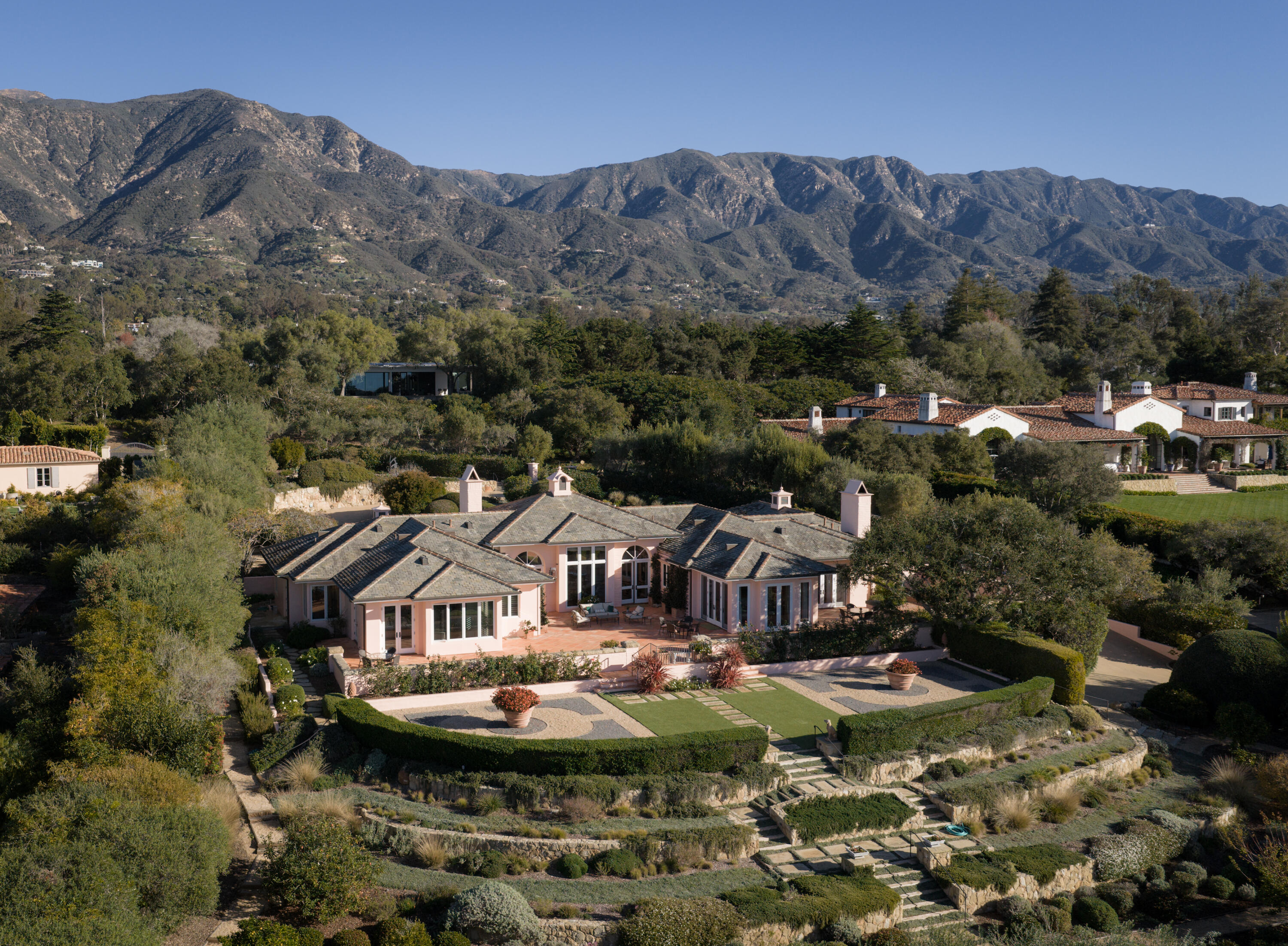 439 Meadowbrook Drive